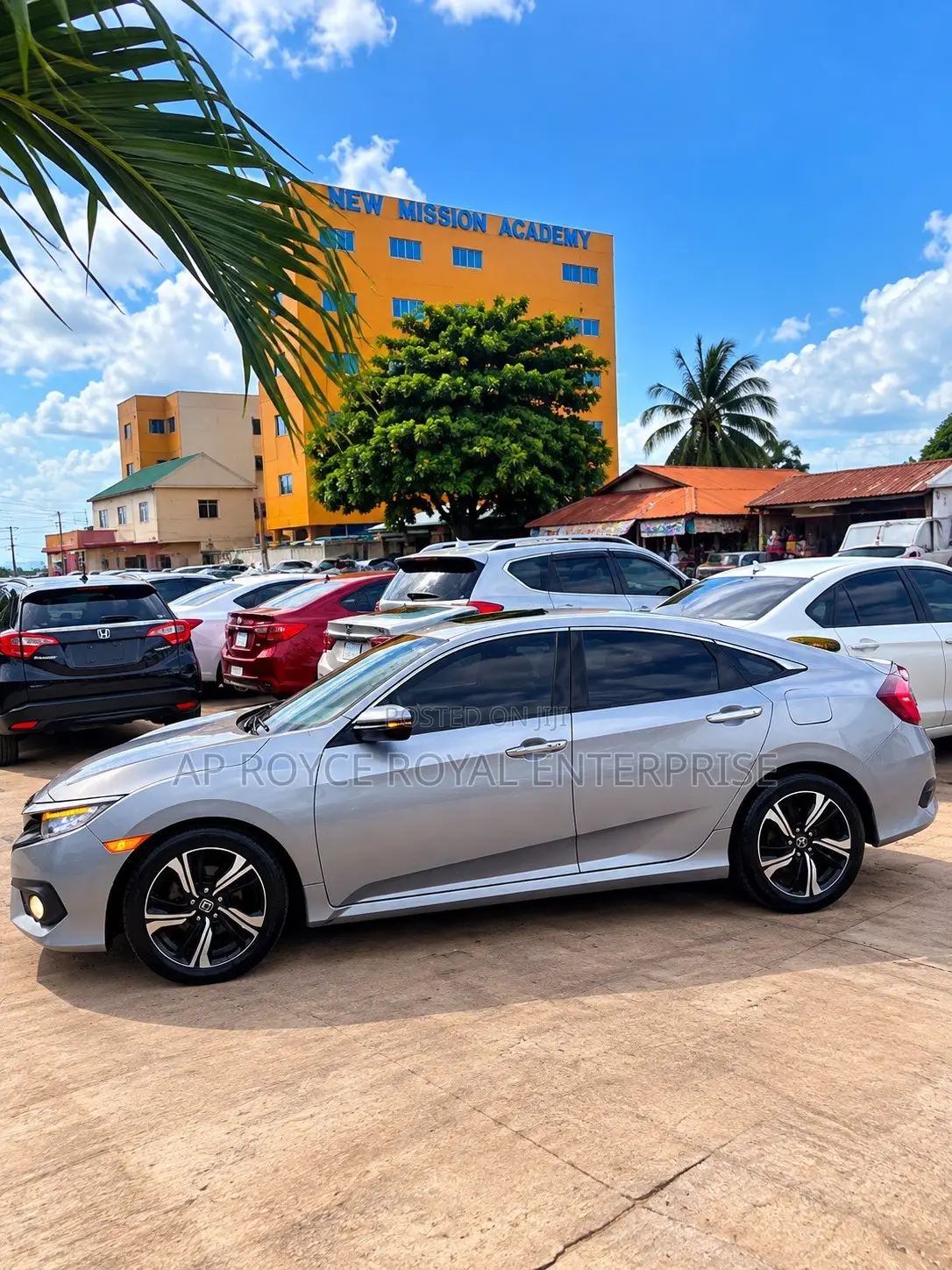 Honda Civic Touring 4dr Sedan (1.5L 4cyl) 2016 Gray