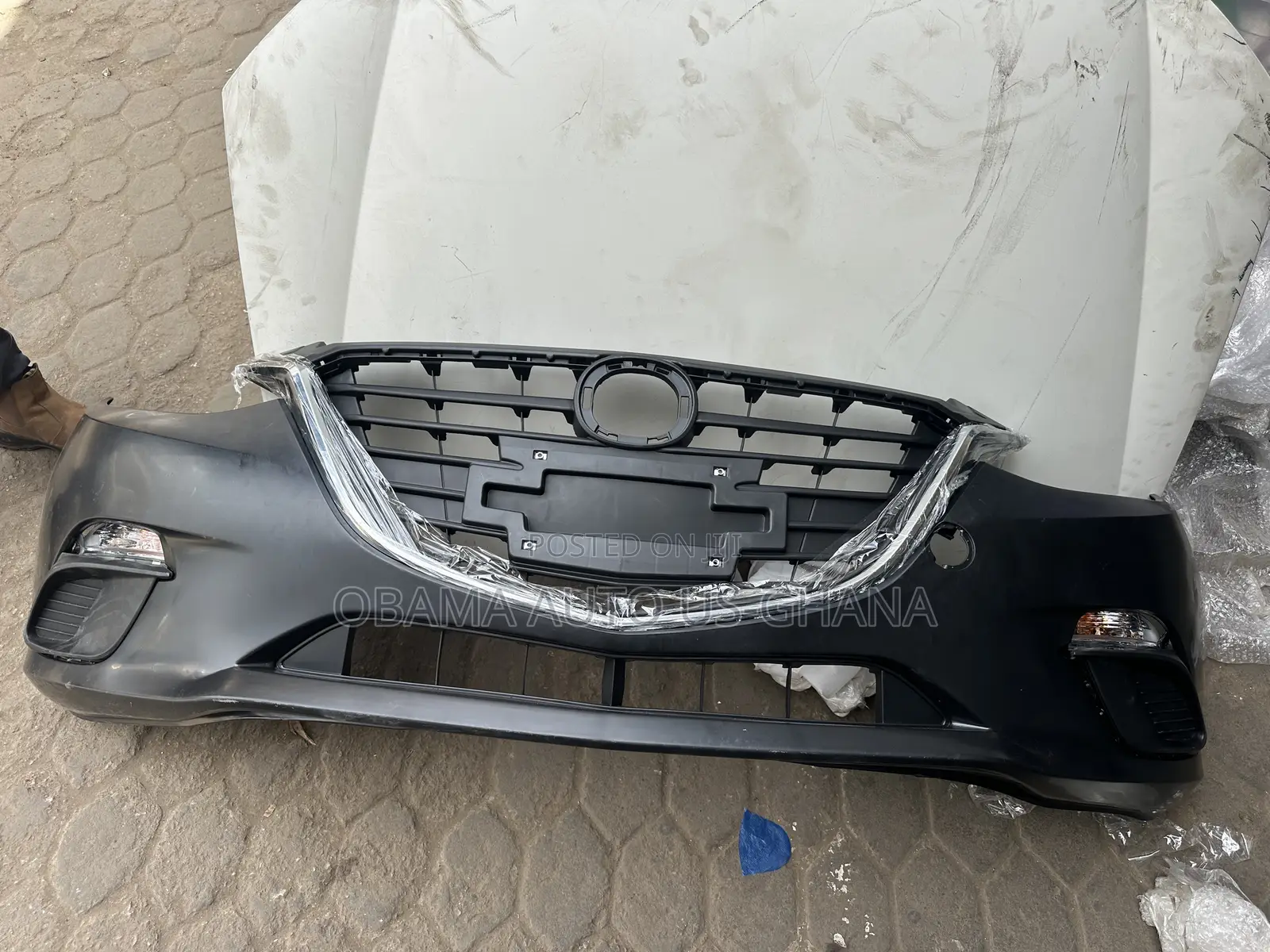 Mazda 3 / Mazda Axela Front Bumper 2014 2015 2016 Facelift