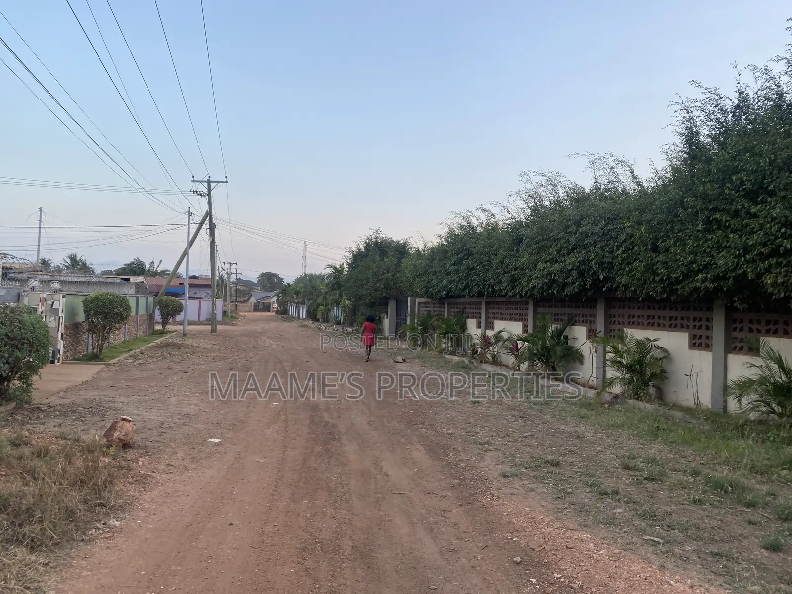 110x100 Land With Old Structure on Forsale at Adenta Housing