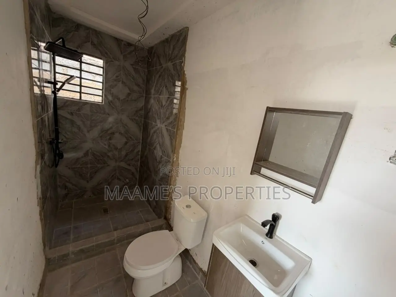 3bdrm House in Adenta for sale