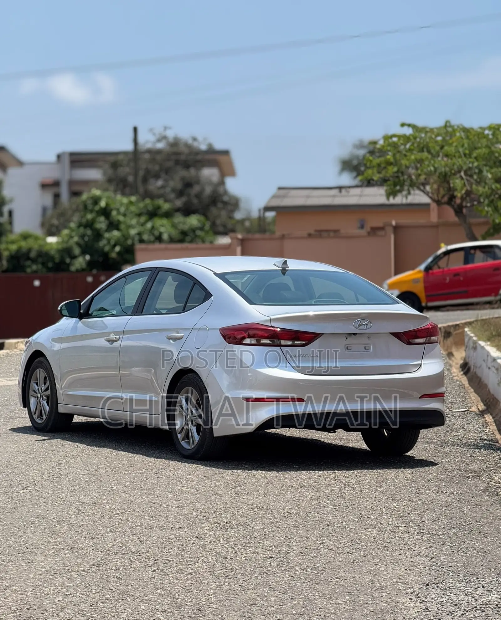 Hyundai Elantra 2018 Silver