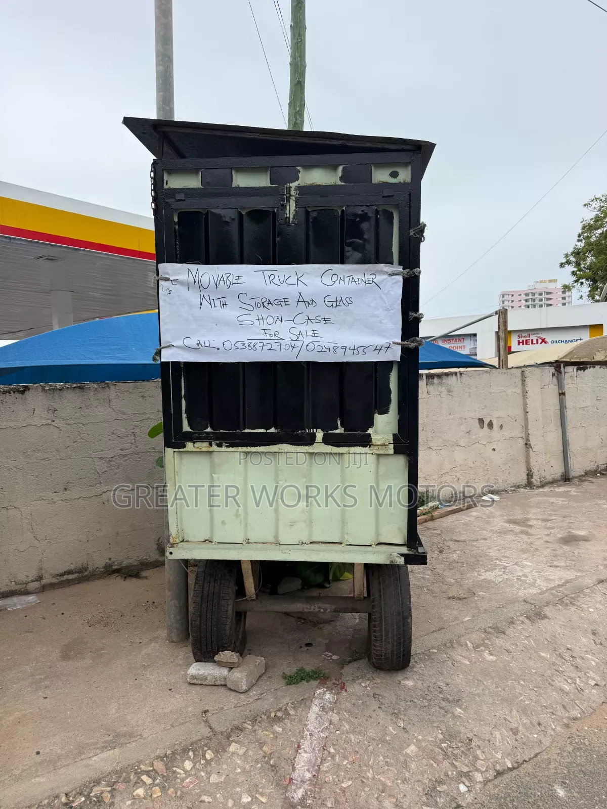 Glass Sieve Container on a Movable Truck