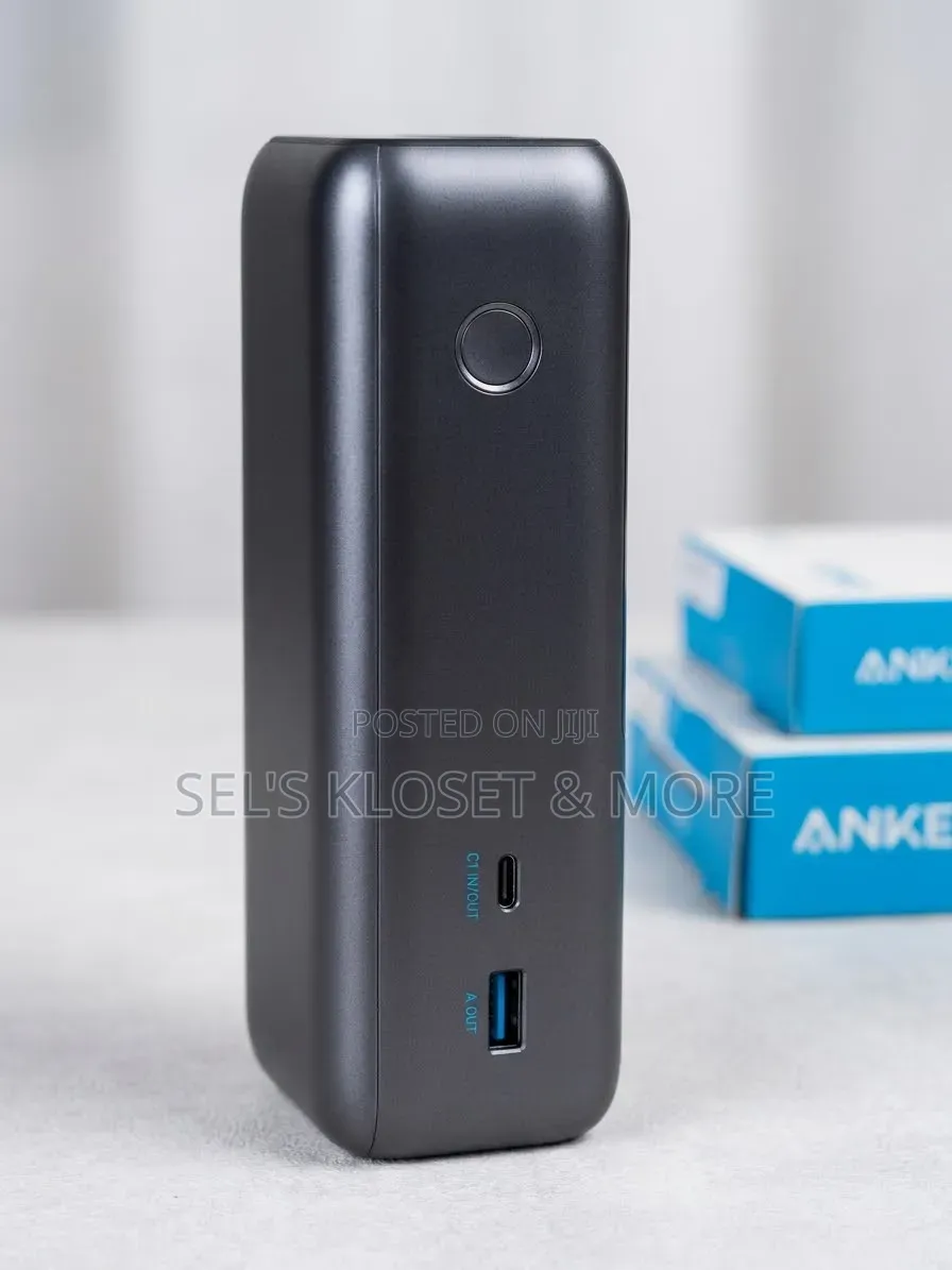 ​Anker Laptop Power Bank (25K, 165W, Built-in and Retractable Cable)