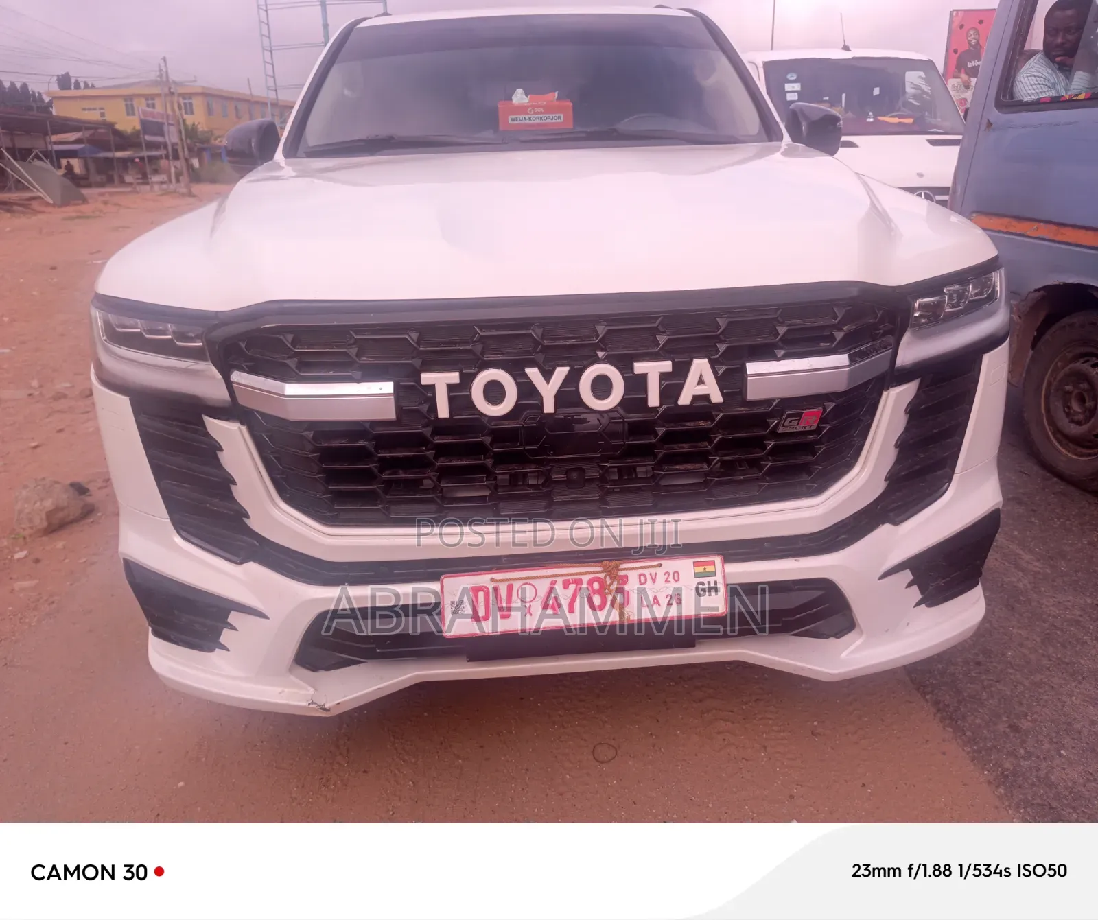Toyota Land Cruiser 4.0 V6 GXR 2016 White