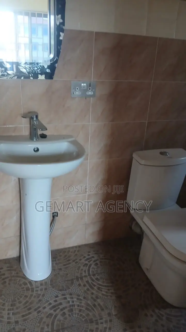 3bdrm Apartment in Taifa Bukina, Accra Metropolitan for rent