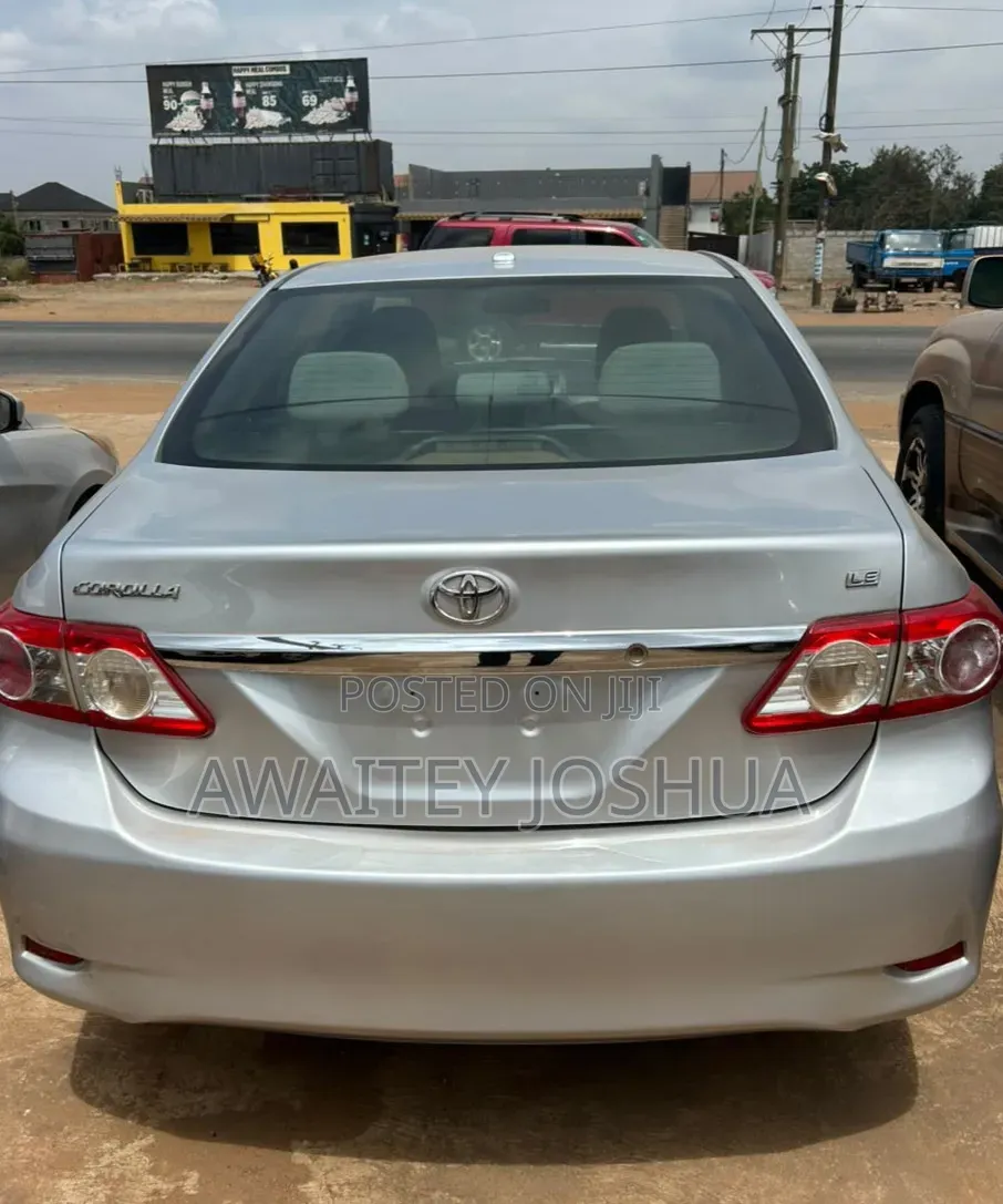 Toyota Corolla 2013 Silver