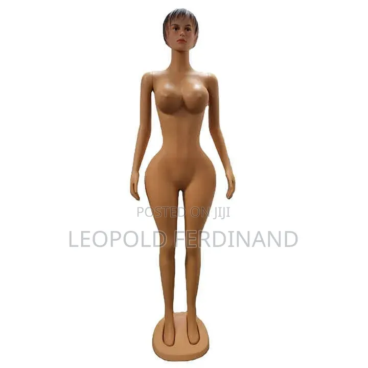 Curvy Full-Body Female Mannequin