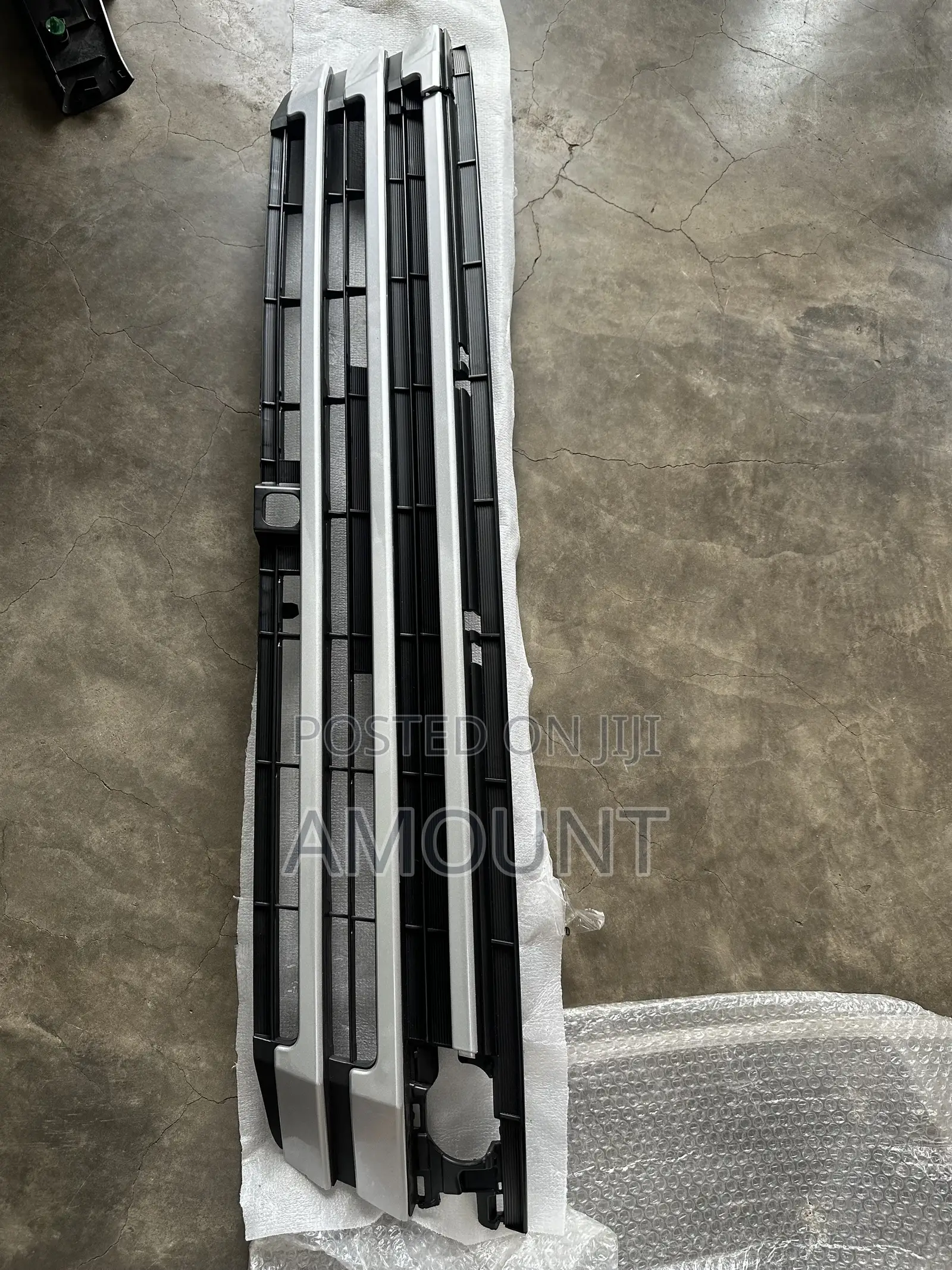 Toyota Highlander 2019 Down Bumper Grille