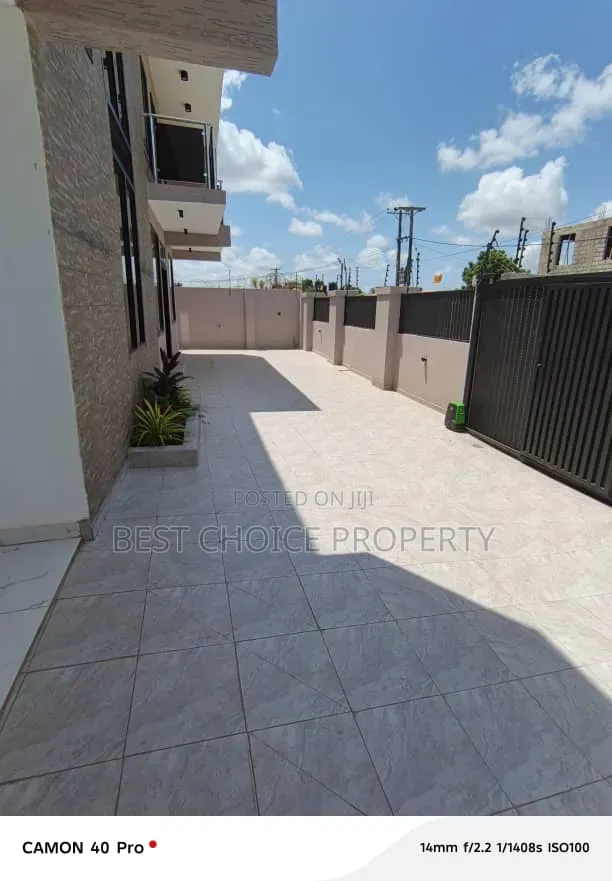4bdrm House in Adenta, Container, A&C Mall Area for sale