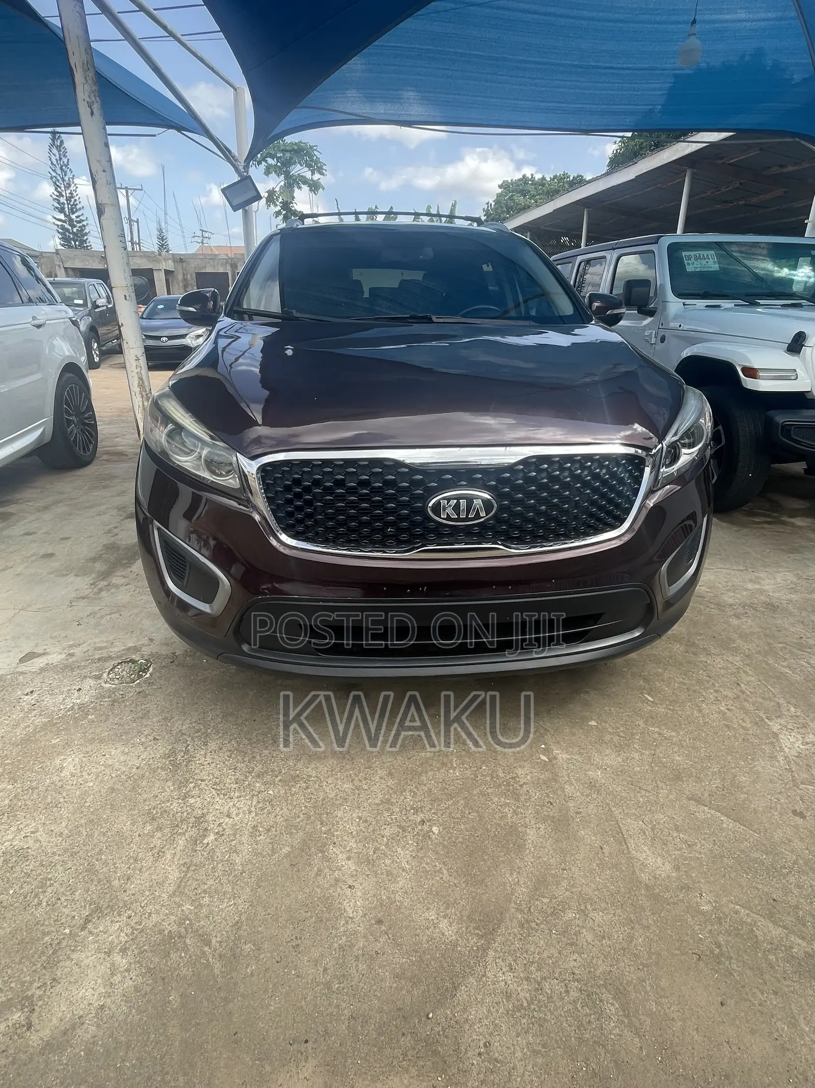 Kia Sorento 4dr SUV 2016 Brown