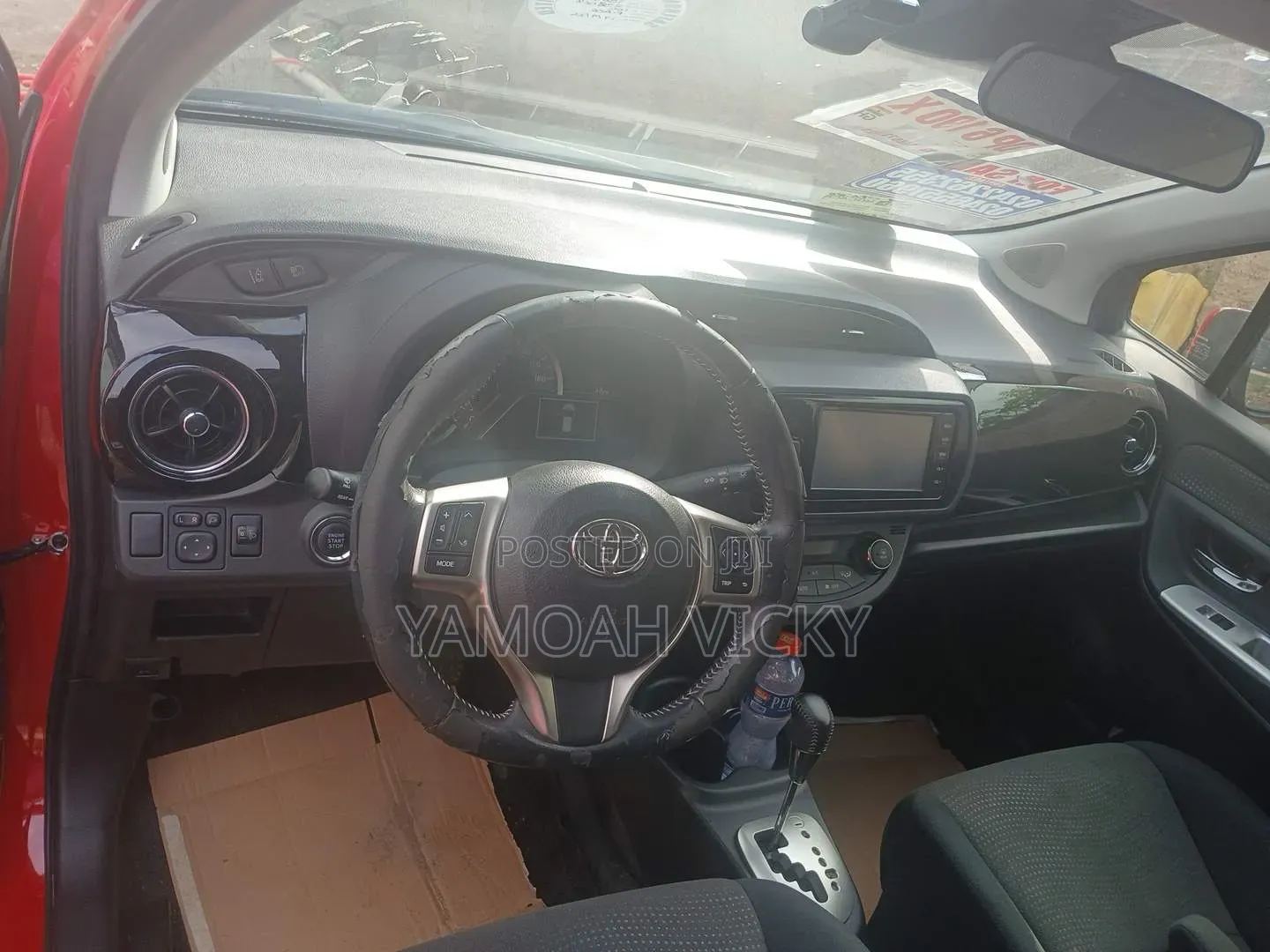 Toyota Vitz 2015 Red