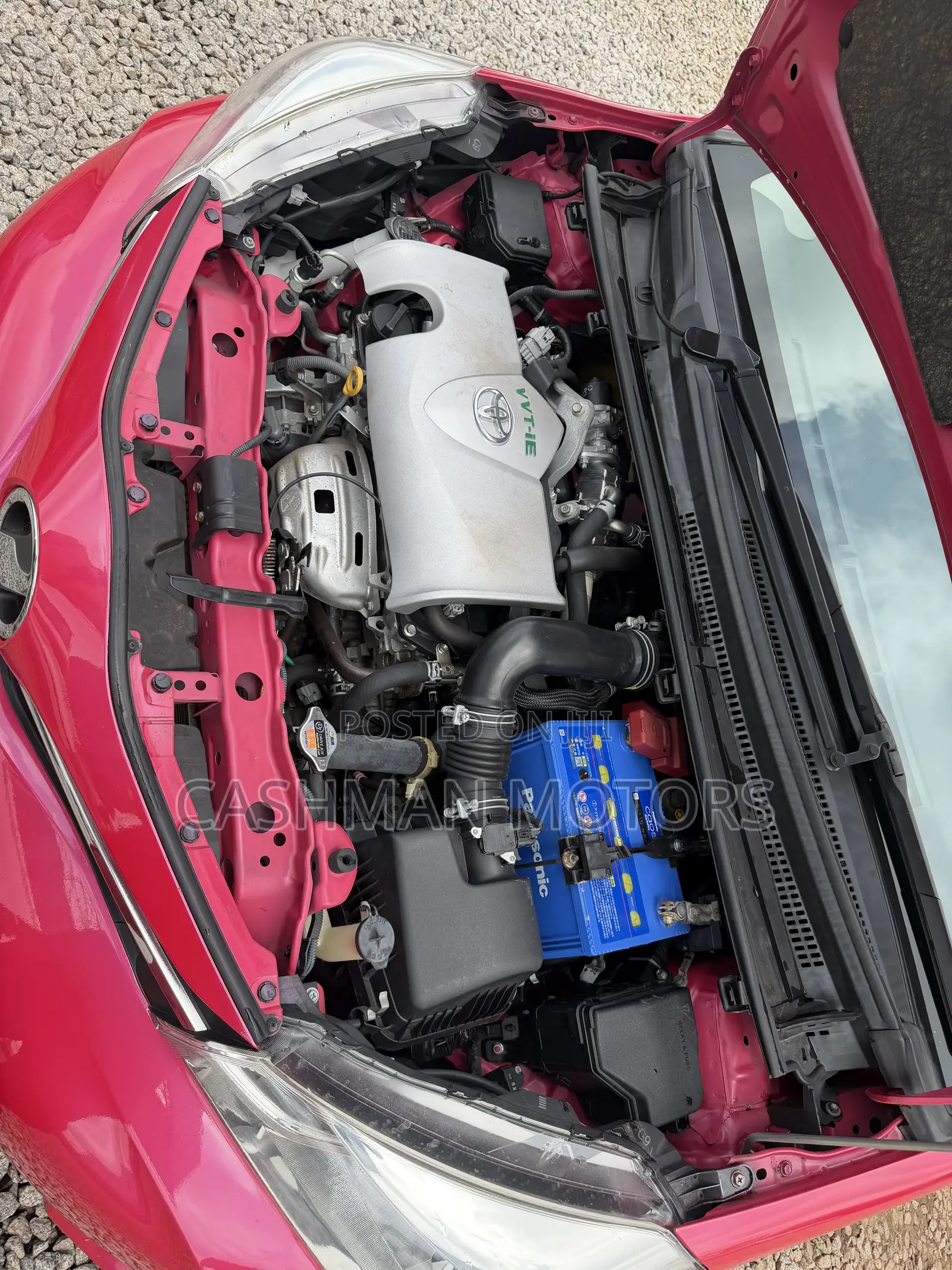 Toyota Vitz 1.3 FWD 3dr 2015 Pink
