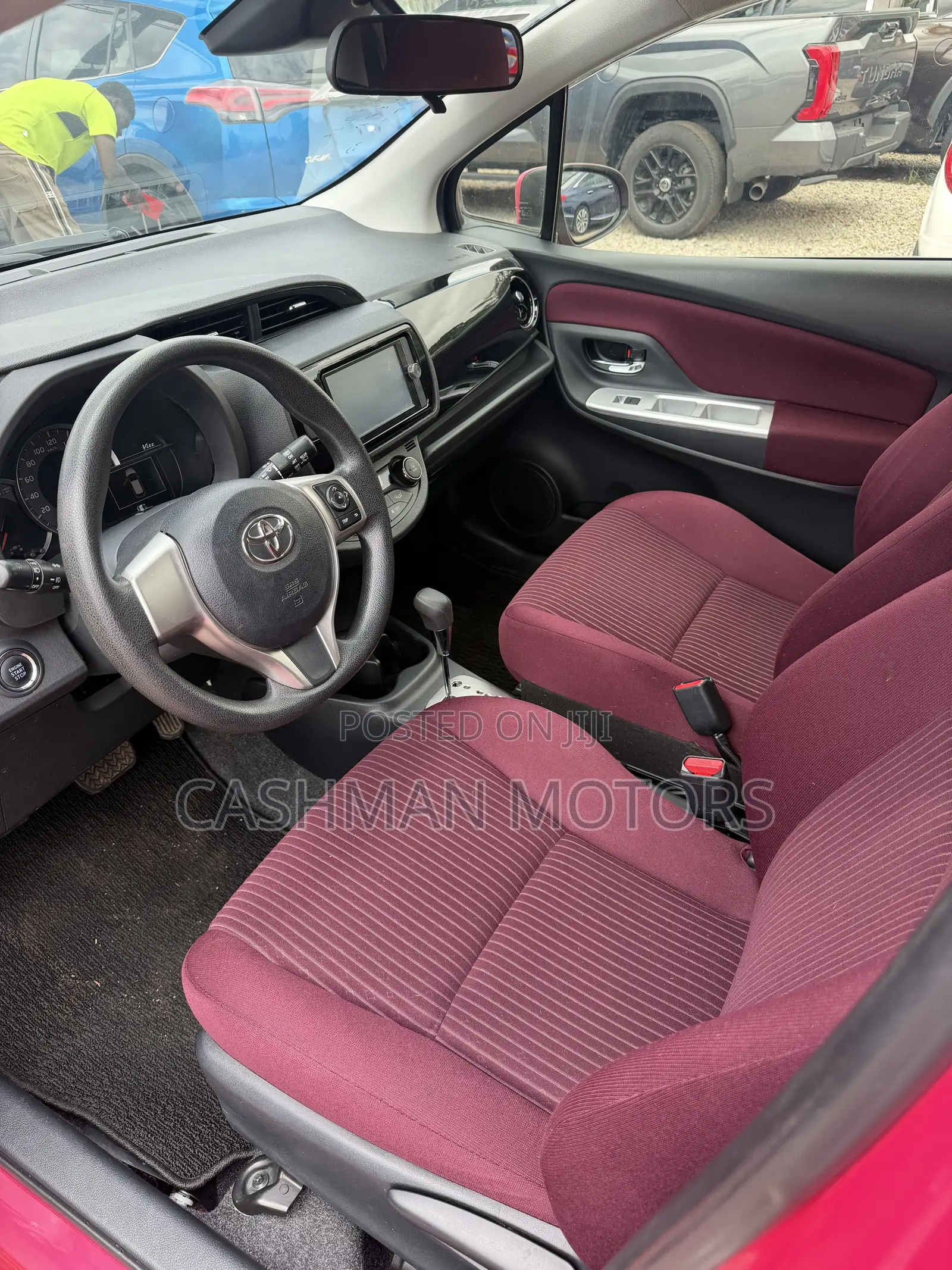 Toyota Vitz 1.3 FWD 3dr 2015 Pink