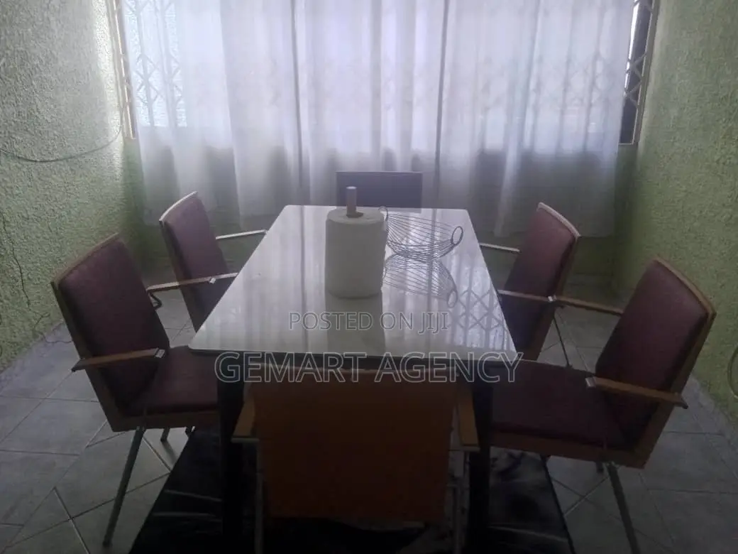 1 Bedroom Airbnb Kwabenya