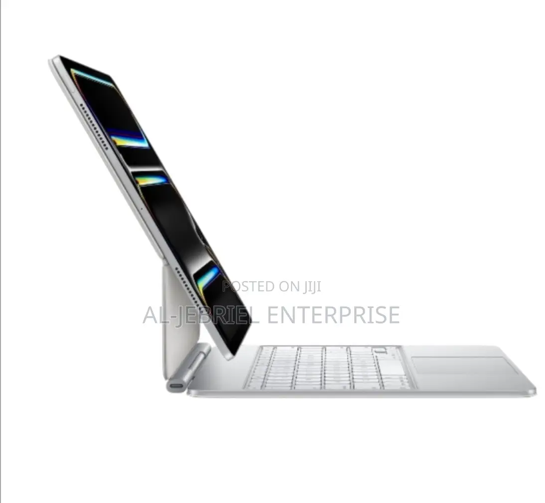 Apple Magic Keyboard for iPad Pro 13 Inches