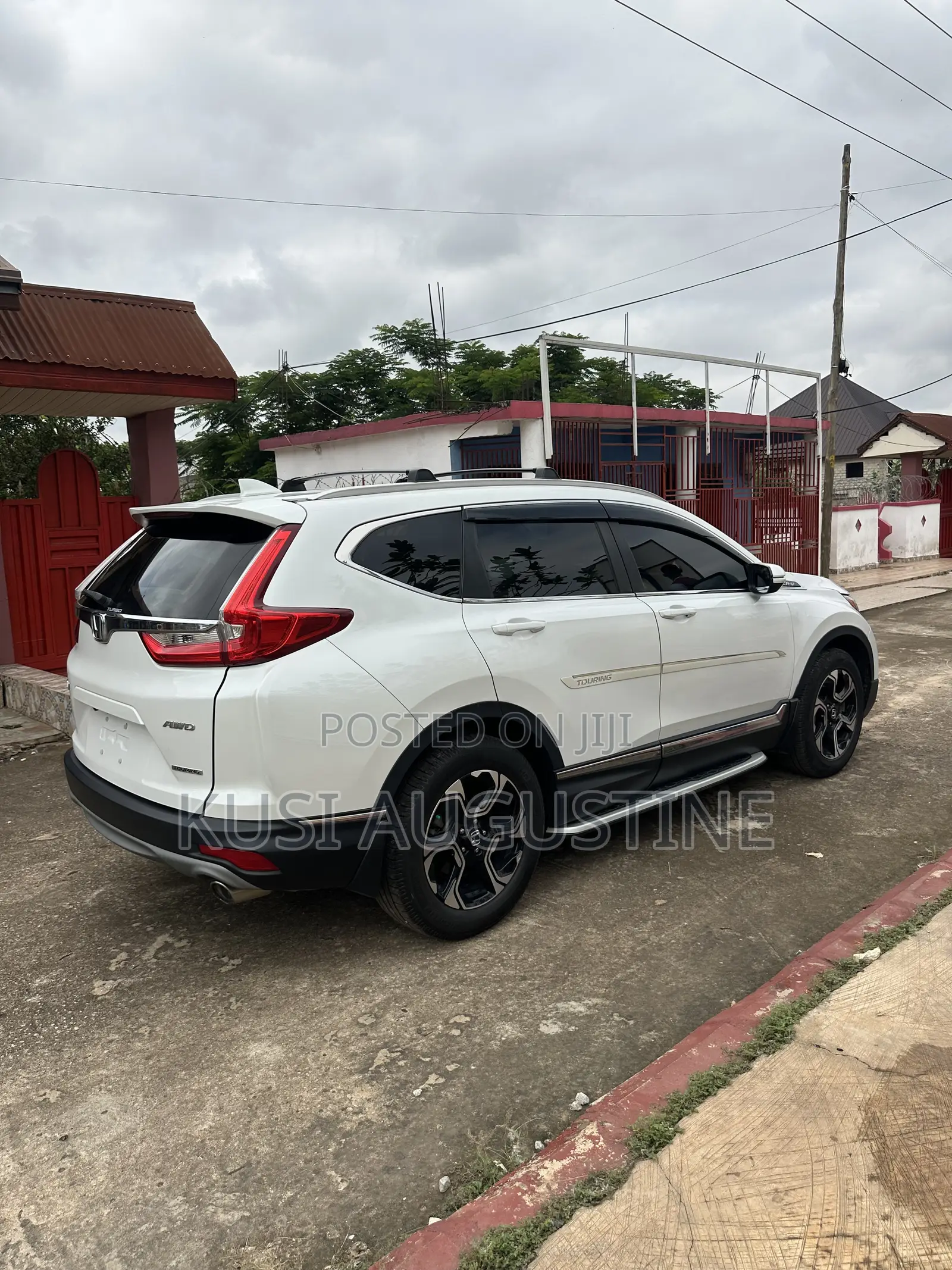 Honda CR-V Touring AWD 2019 White