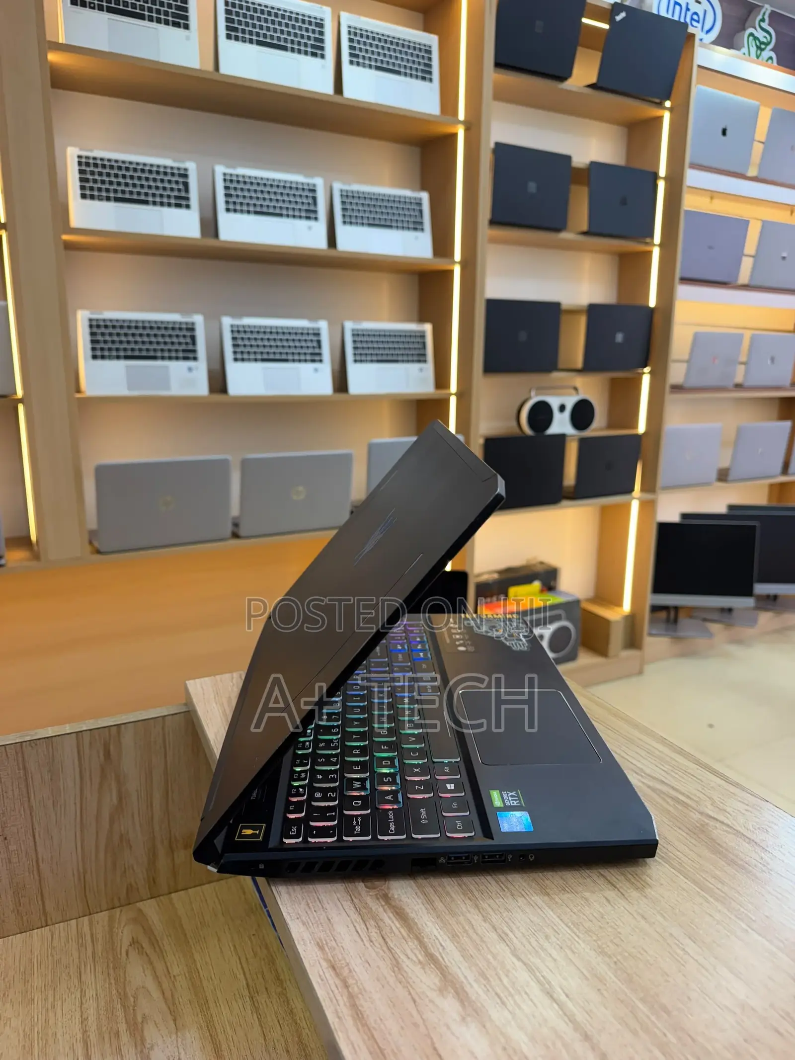 Laptop Acer Predator Helios 300 16GB Intel Core i7 SSD 512GB