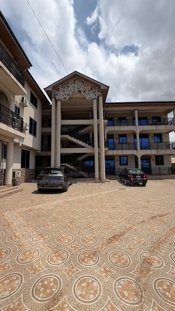 2bdrm Apartment in Sefdard Properties, Pokuase for rent
