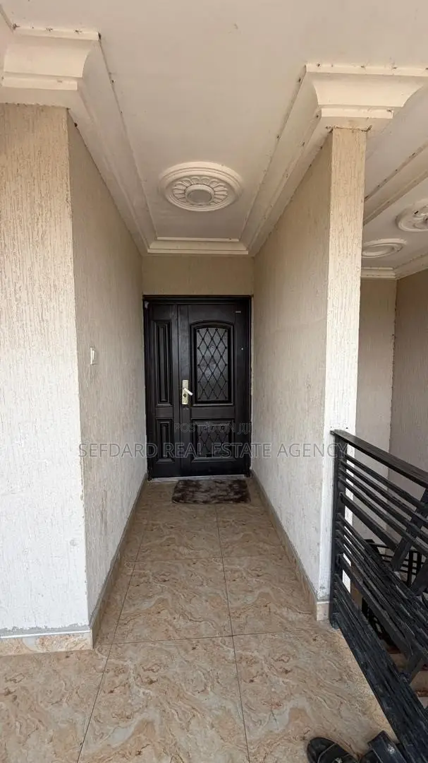2bdrm Apartment in Sefdard Properties, Pokuase for rent
