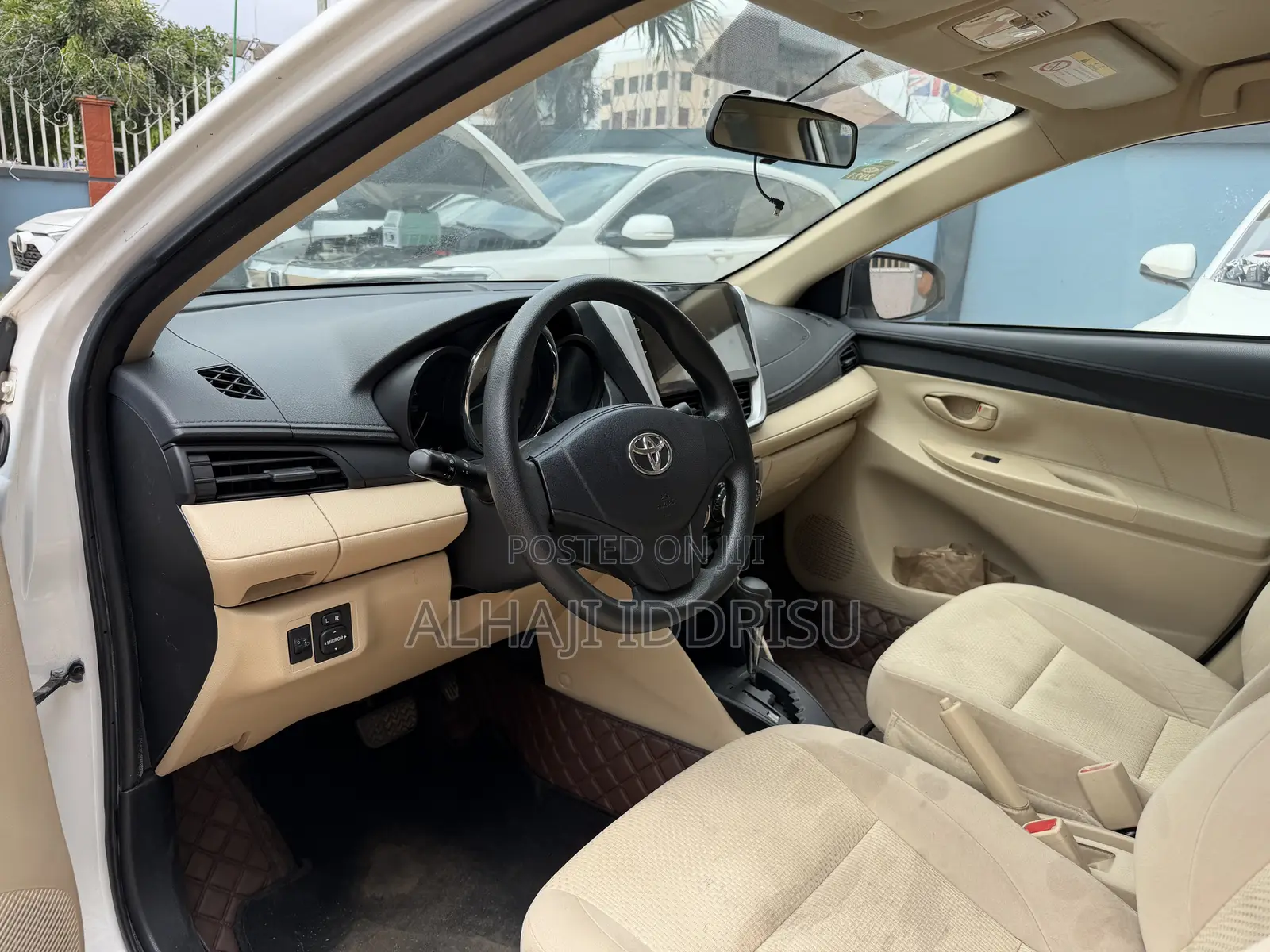 Toyota Yaris LE Hatchback 3dr 2017 White