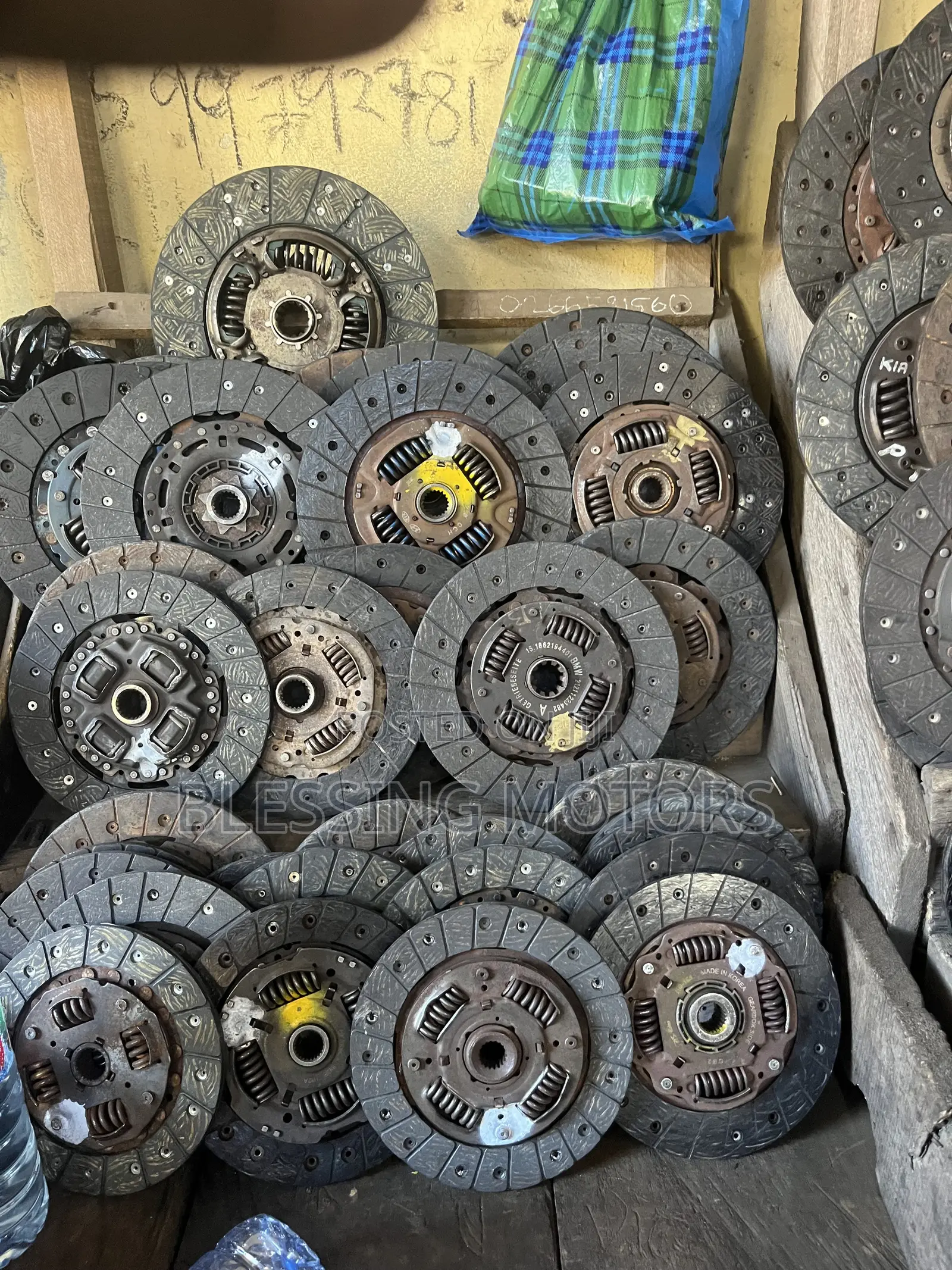 Clutch Disk for Petrol Cars Available
