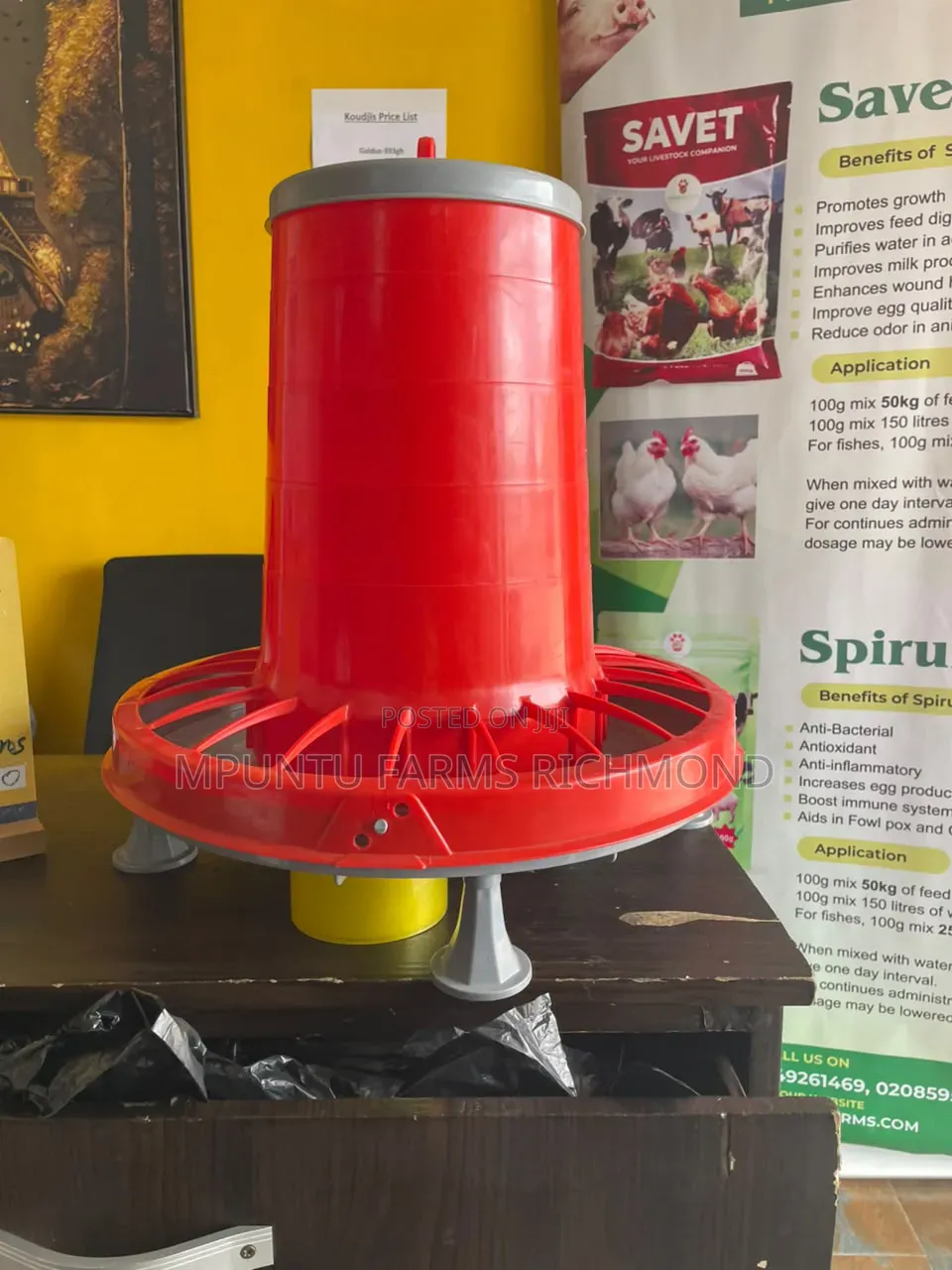 Compacta Feeders