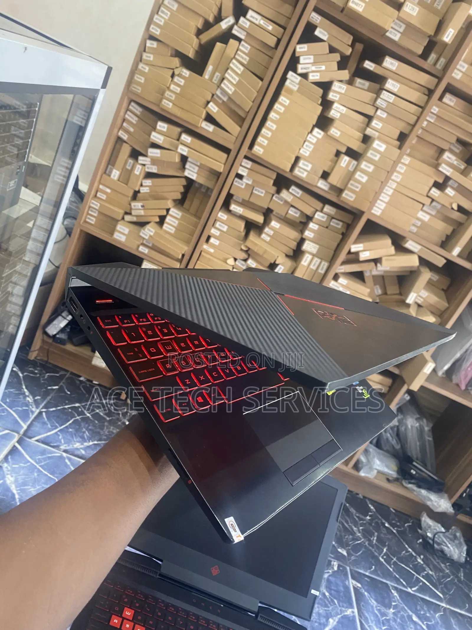 Laptop HP Omen 15 16GB Intel Core i5 HDD+SSD 1T
