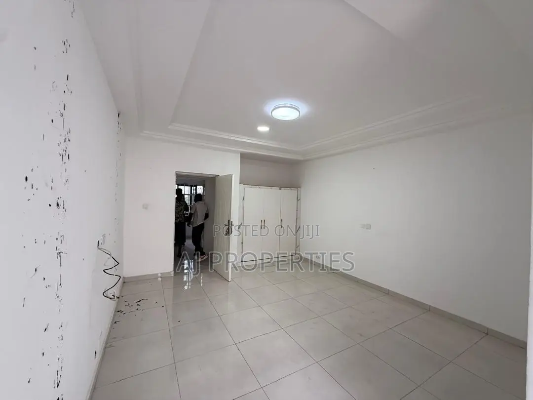 2bdrm House in East Legon for rent