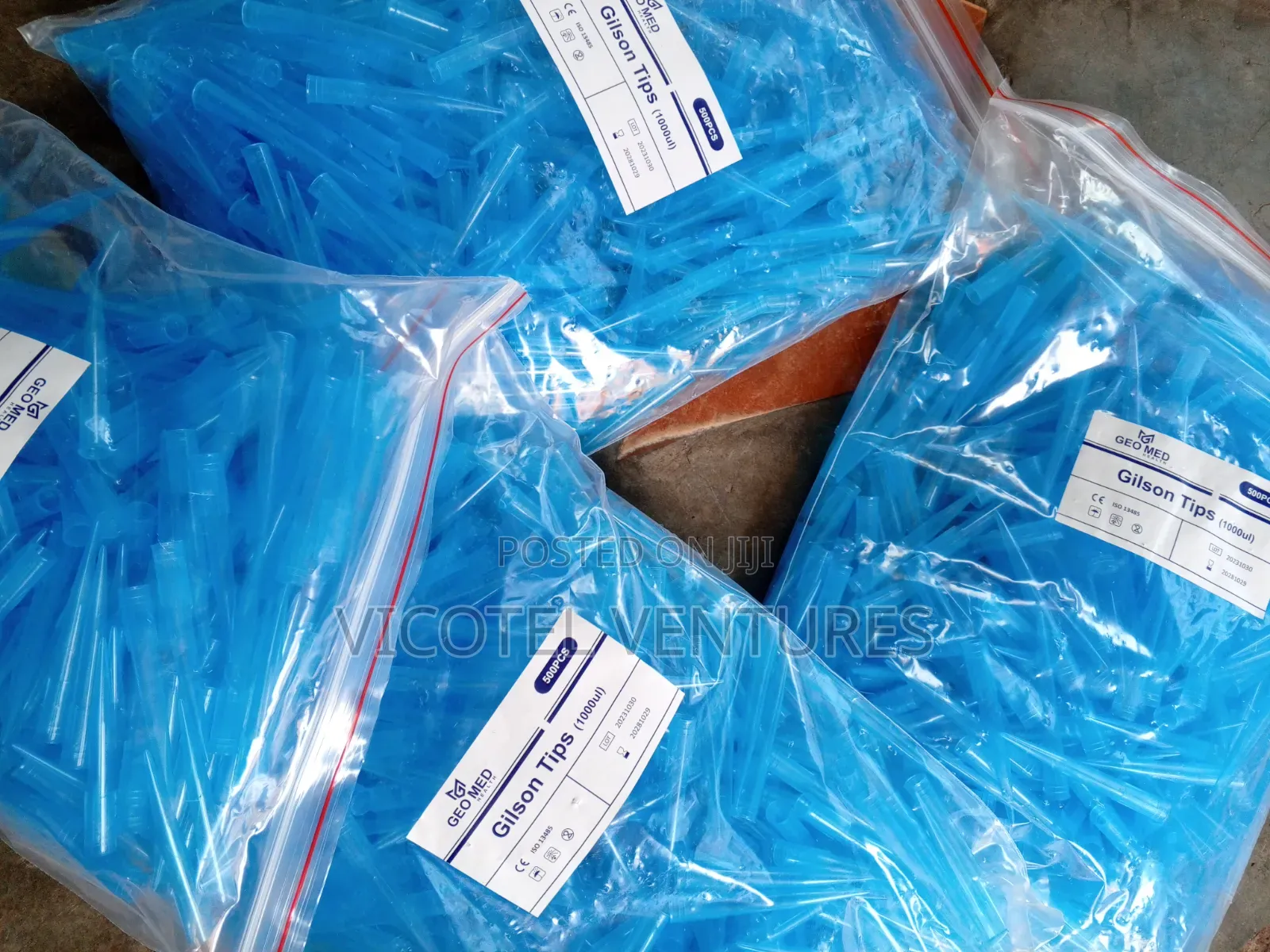 Gilson Pipette Tips Yellow/ Blue Color