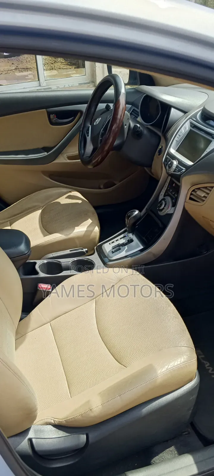 Hyundai Elantra Limited Sedan FWD (1.8L 4cyl 6A) 2013 Blue