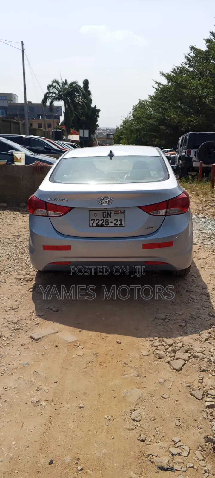 Hyundai Elantra Limited Sedan FWD (1.8L 4cyl 6A) 2013 Blue