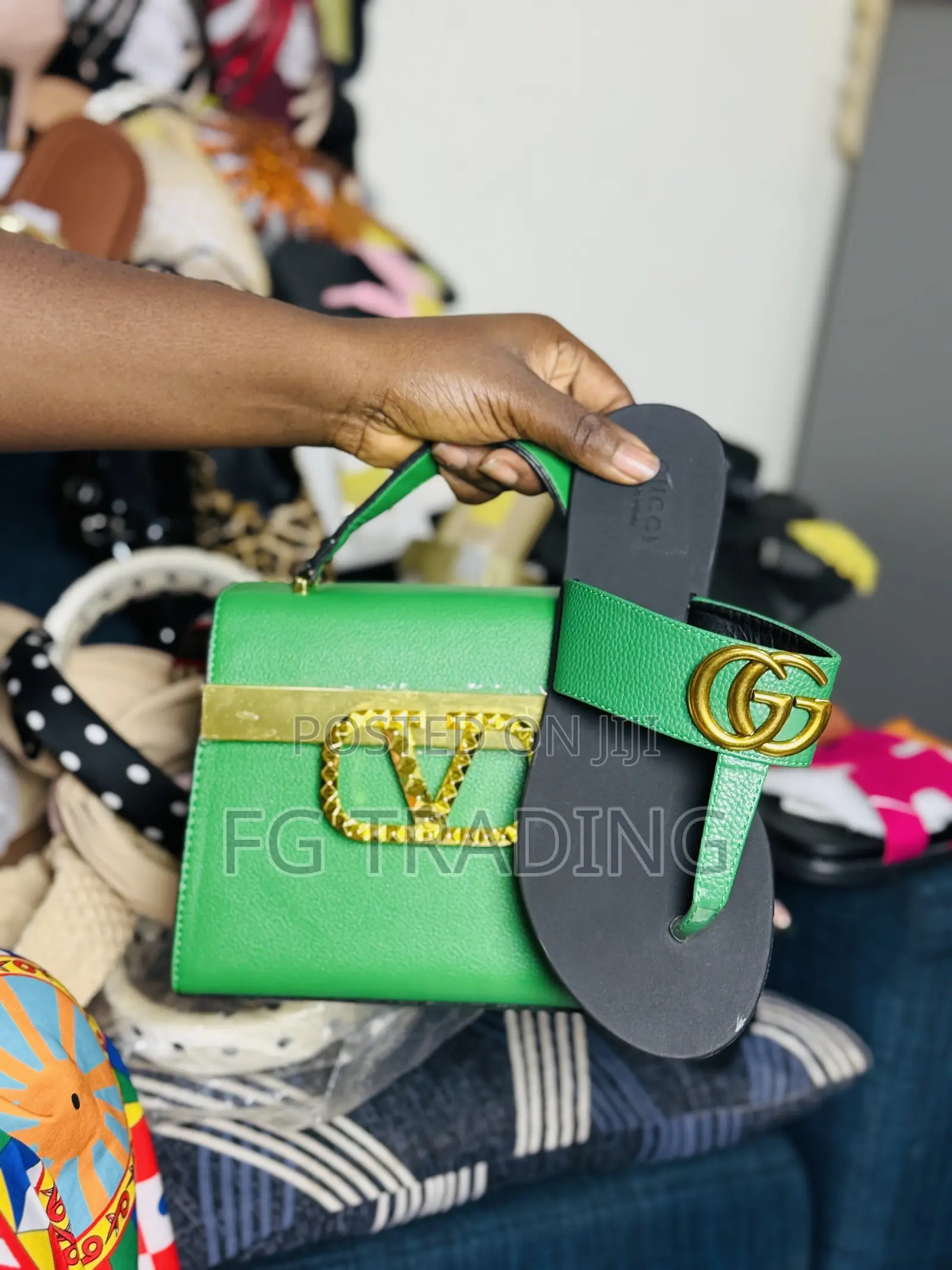 Gucci Slipper + Gucci Bag