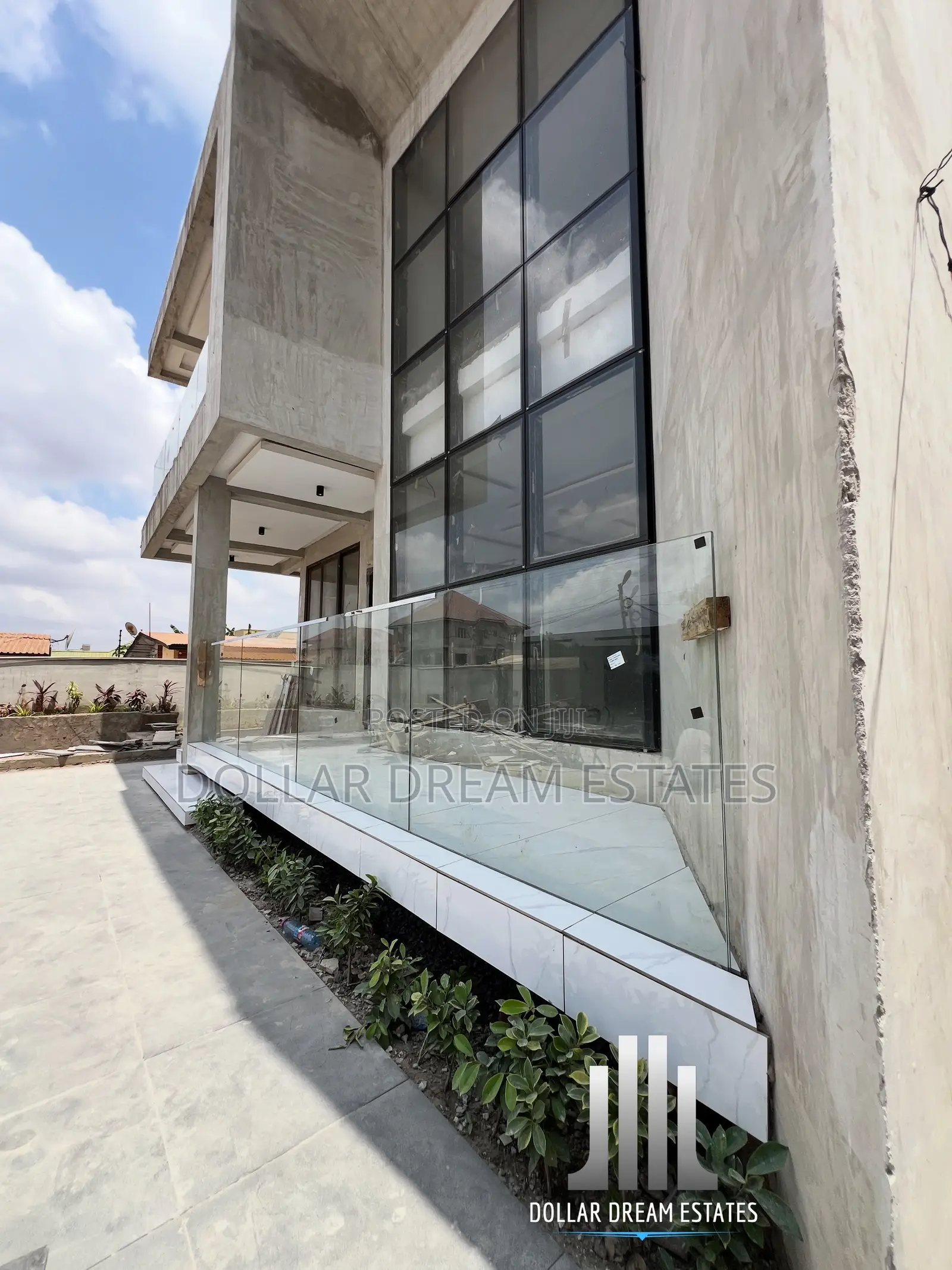 4bdrm House in East Legon for sale