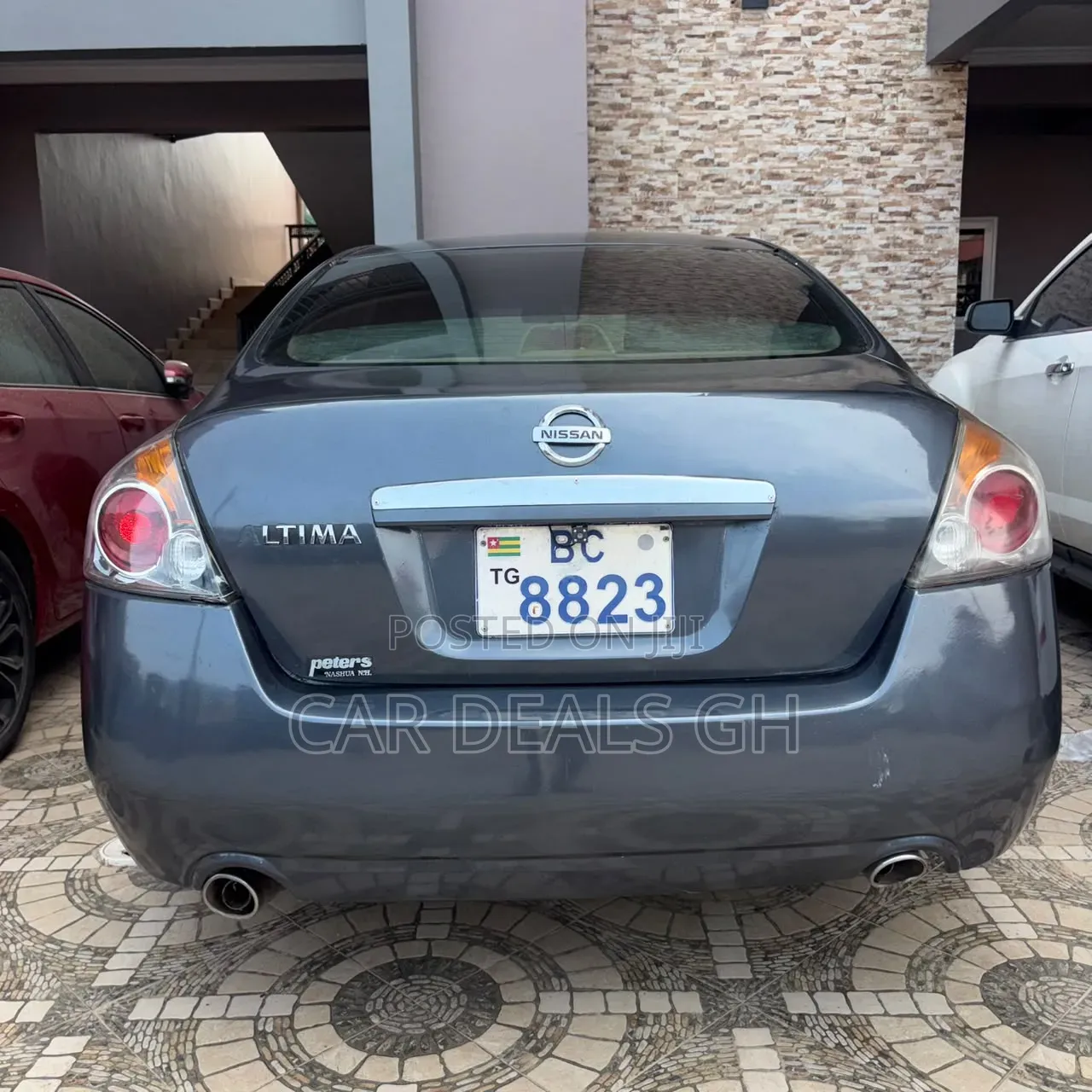Nissan Altima 2011 Gray