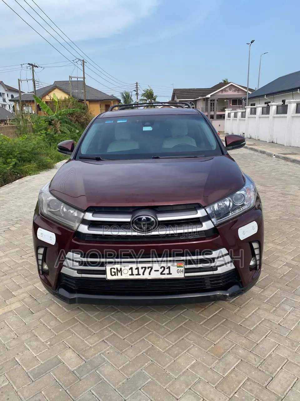 Toyota Highlander LE Plus 2019 Burgundy
