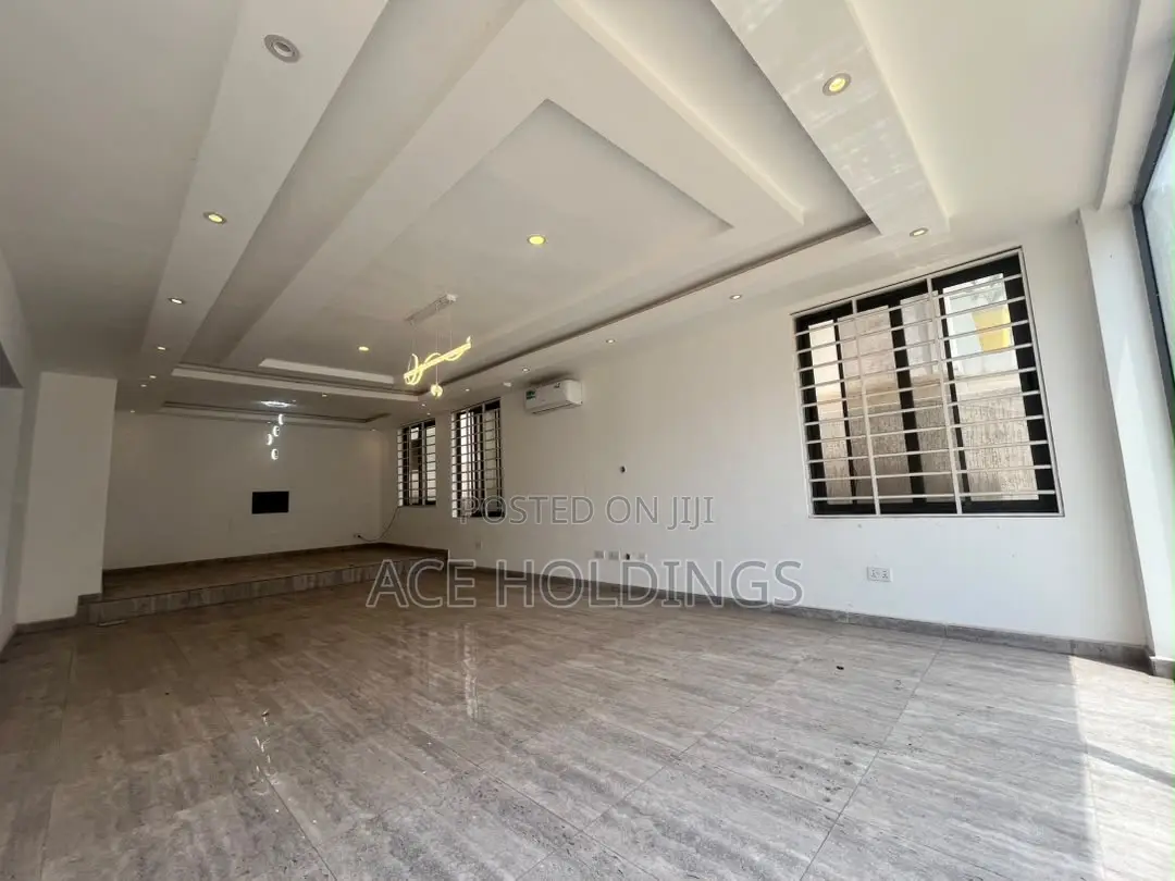 4bdrm House in Ogbojo, East Legon for sale