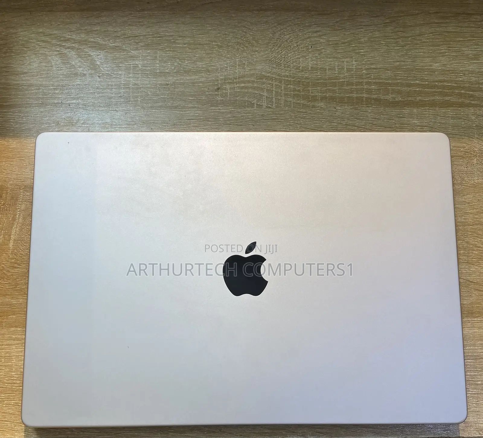 Laptop Apple MacBook Pro 2021 M1 16GB Apple M1 Pro SSD 512GB