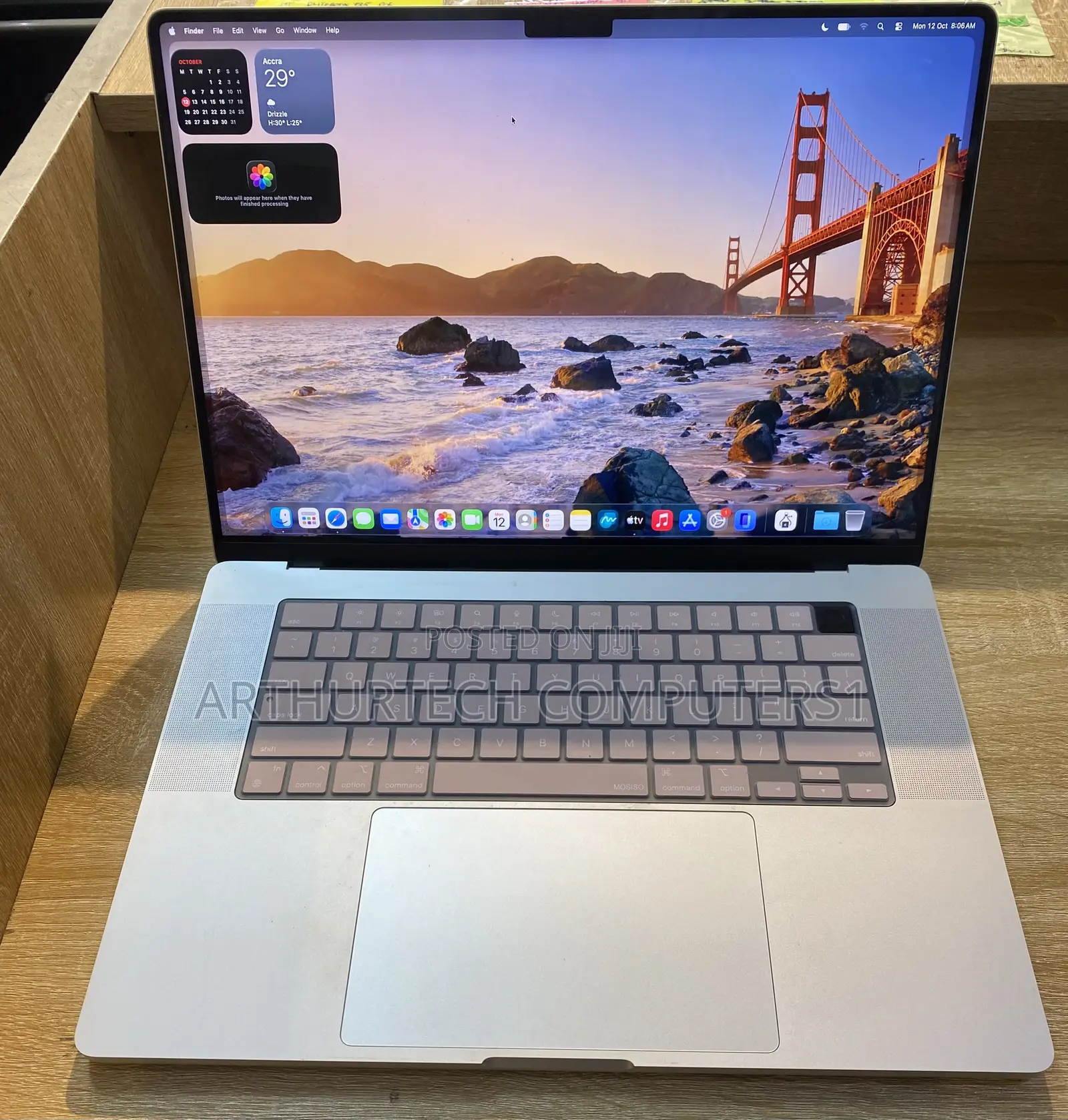 Laptop Apple MacBook Pro 2021 M1 16GB Apple M1 Pro SSD 512GB