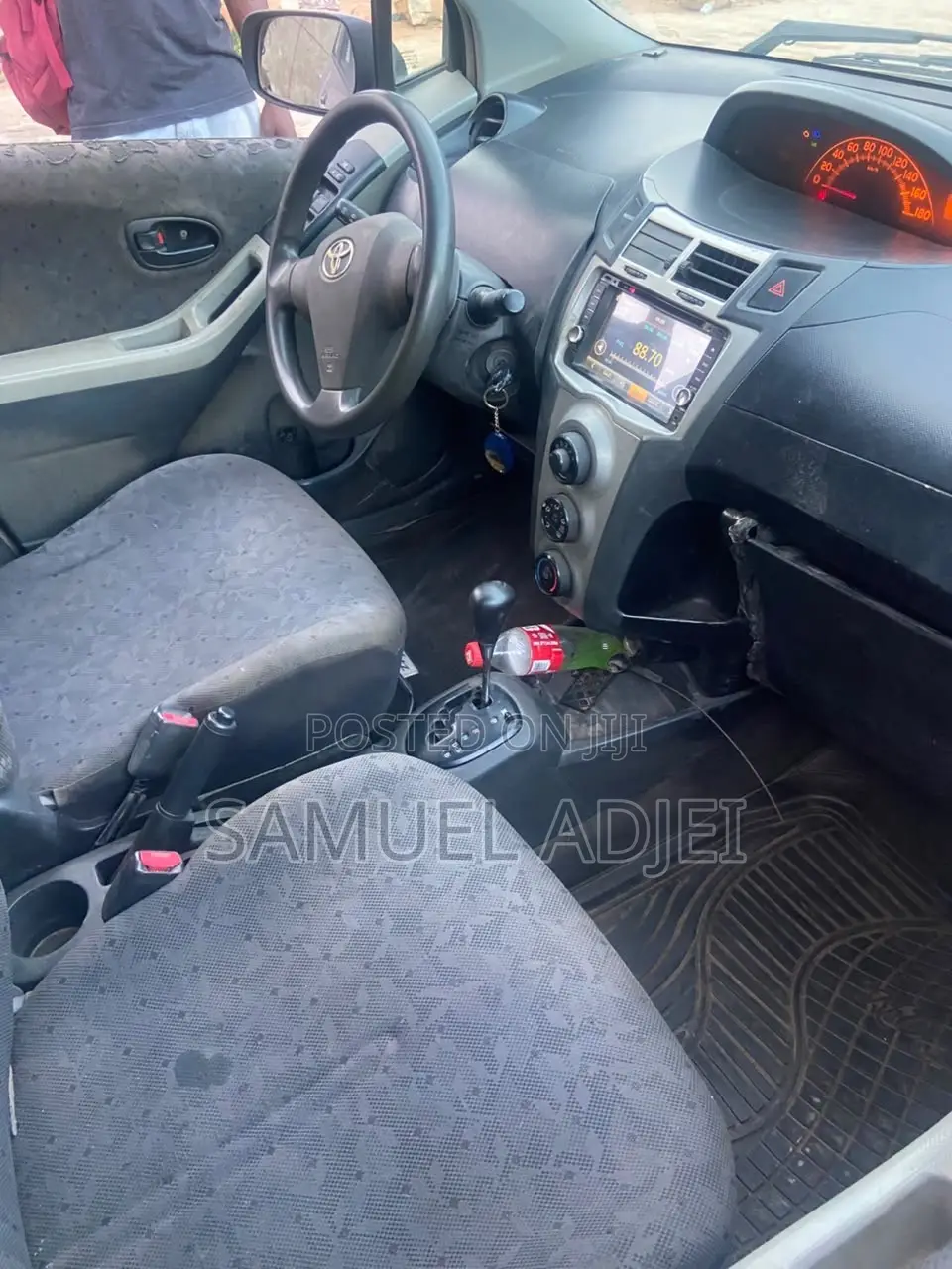 Toyota Vitz 2010