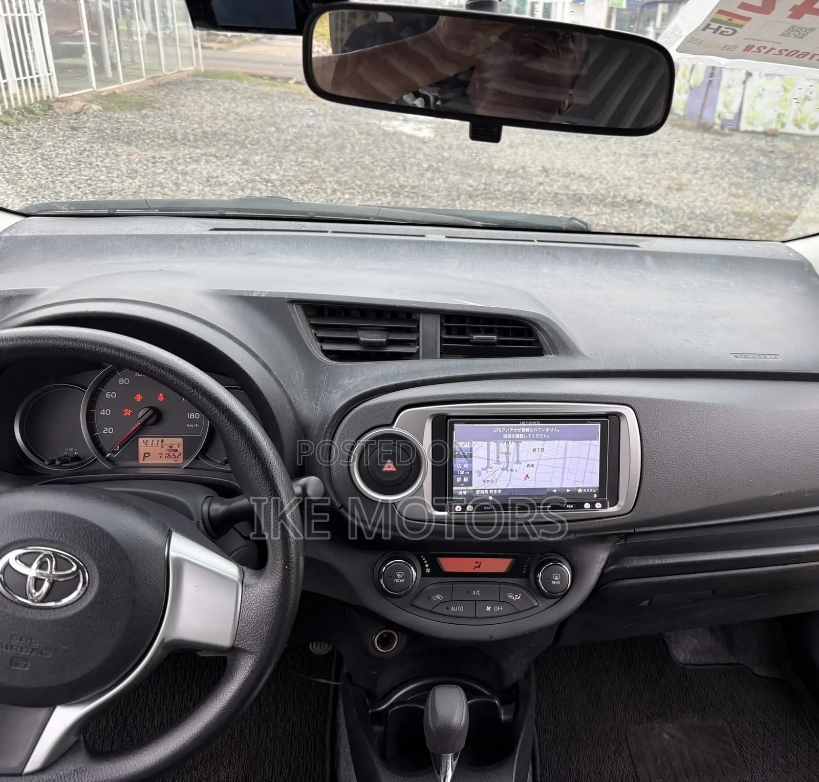 Toyota Vitz 1.3 AWD 3dr 2013 Black