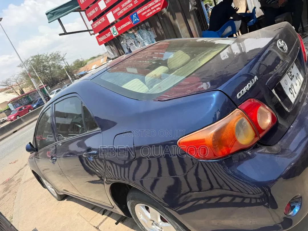 Toyota Corolla 2010 Blue
