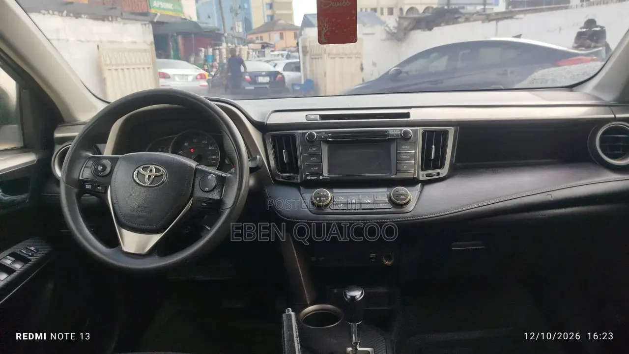 Toyota RAV4 2015 Gray
