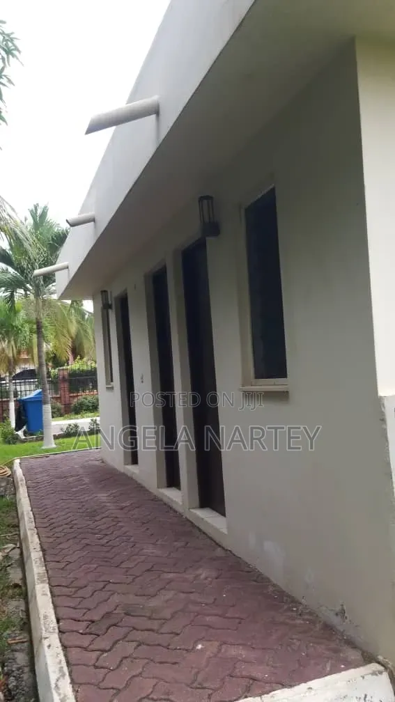 4bdrm House in Transacco Estates, Accra Metropolitan for sale