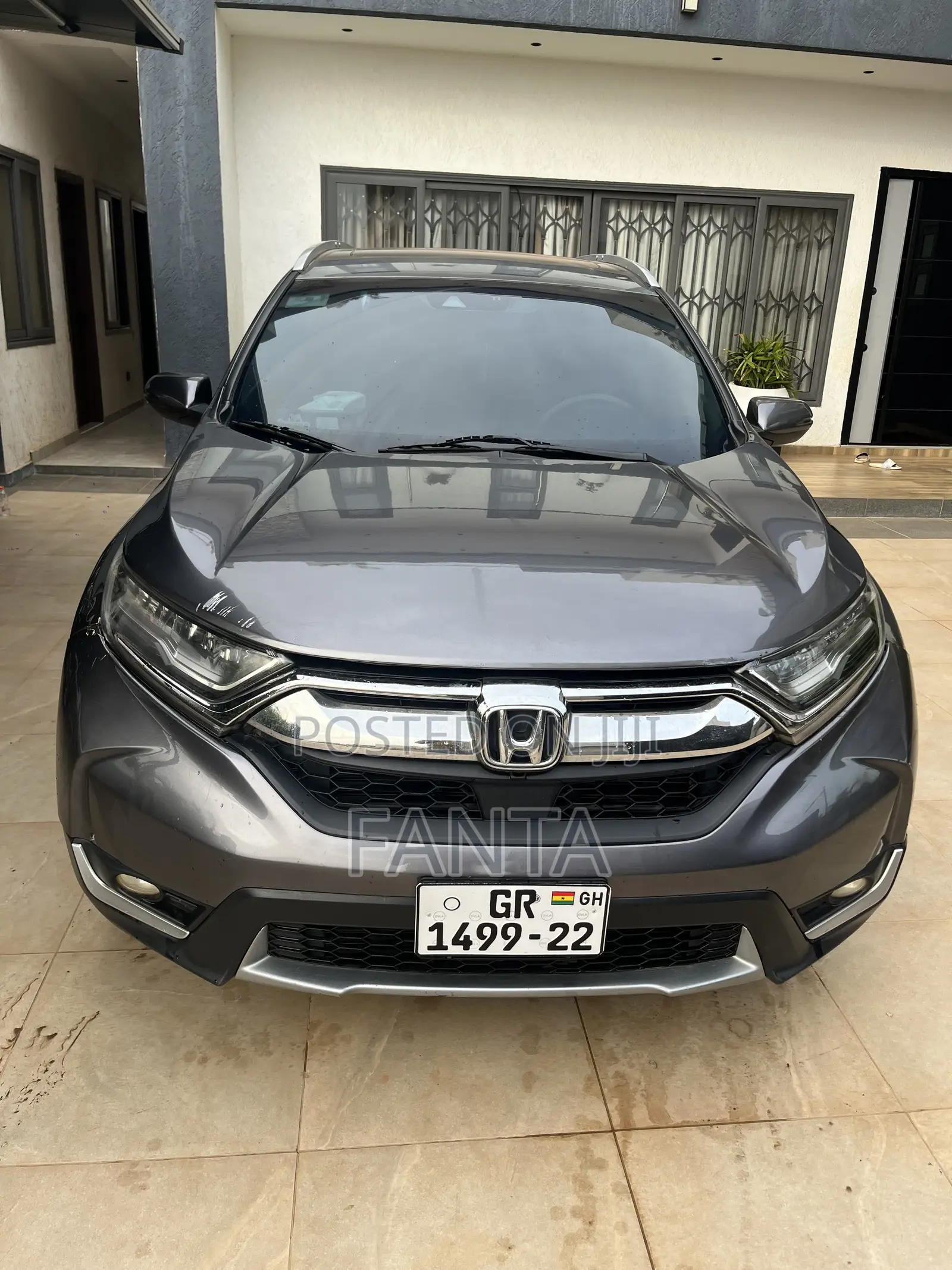 Honda CR-V Touring AWD 2019 Gray