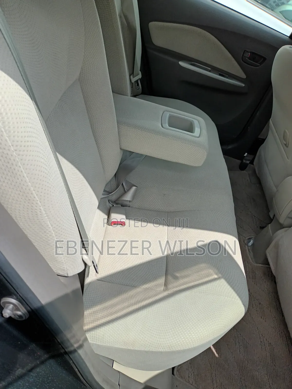 Toyota Belta 2012 Silver