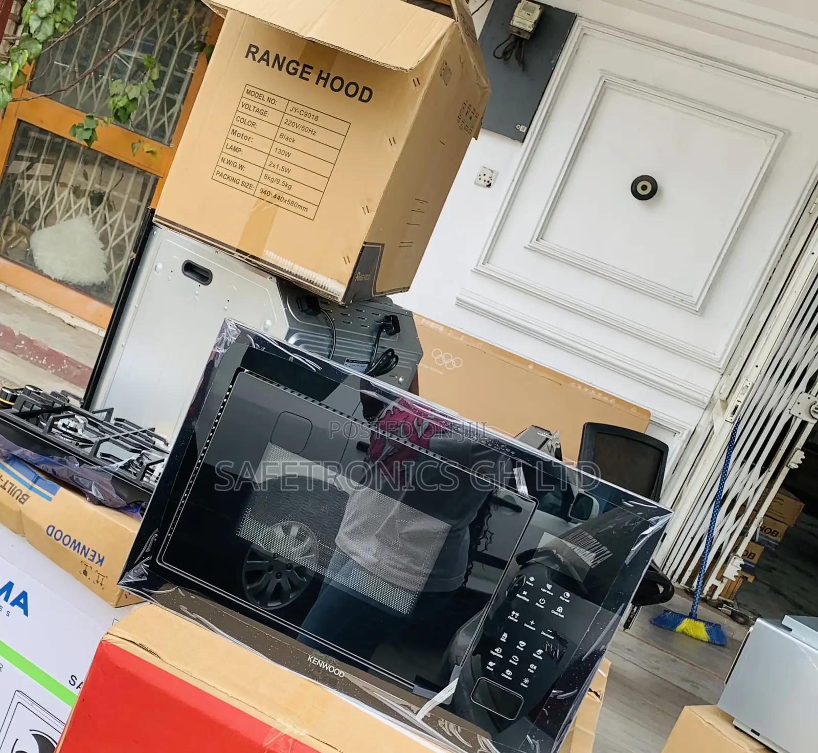 Modest Lasting = Black Kenwood Inbuilt 60cm Microwave