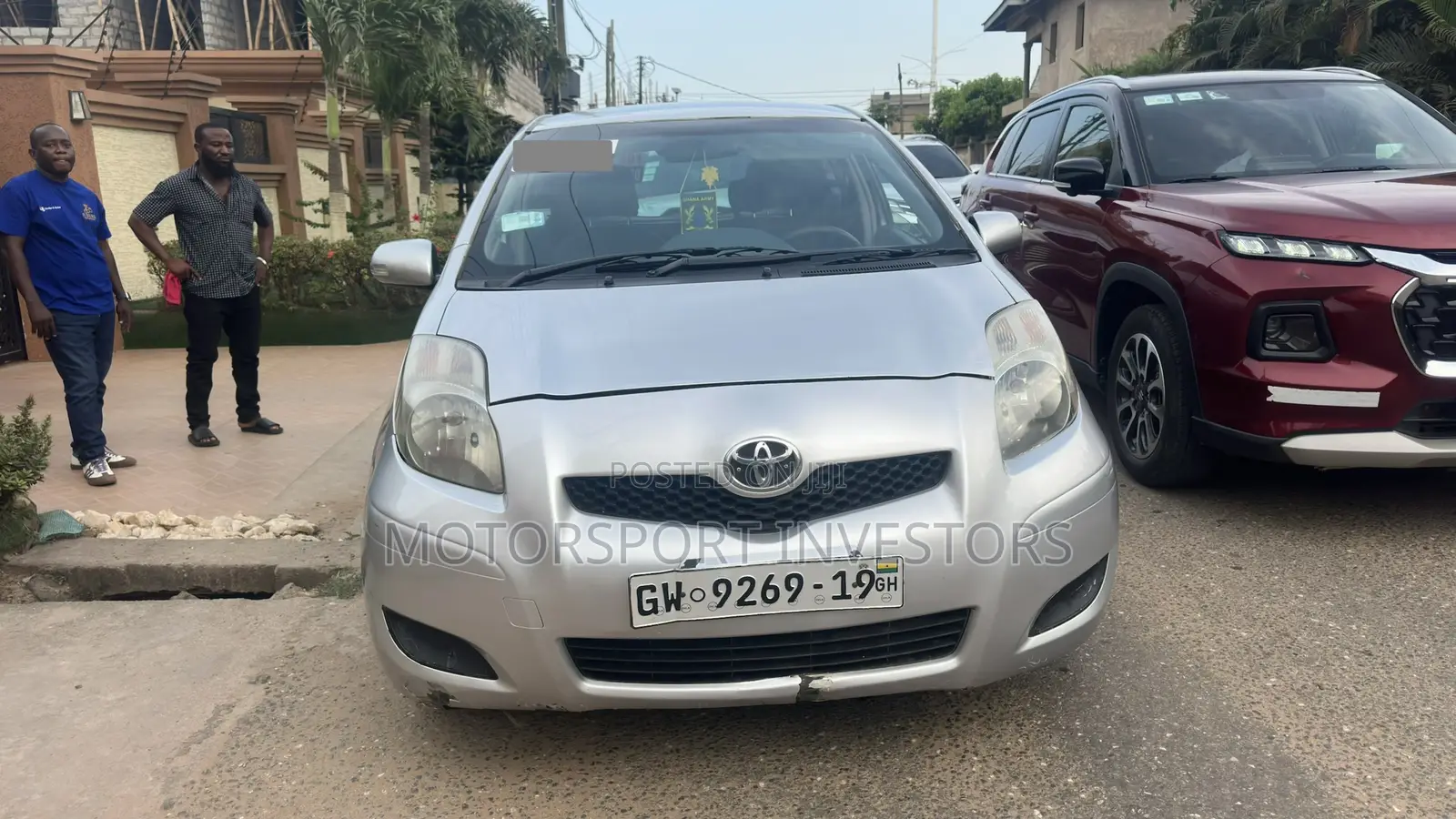 Toyota Vitz 1.0 FWD 3dr 2010 Silver