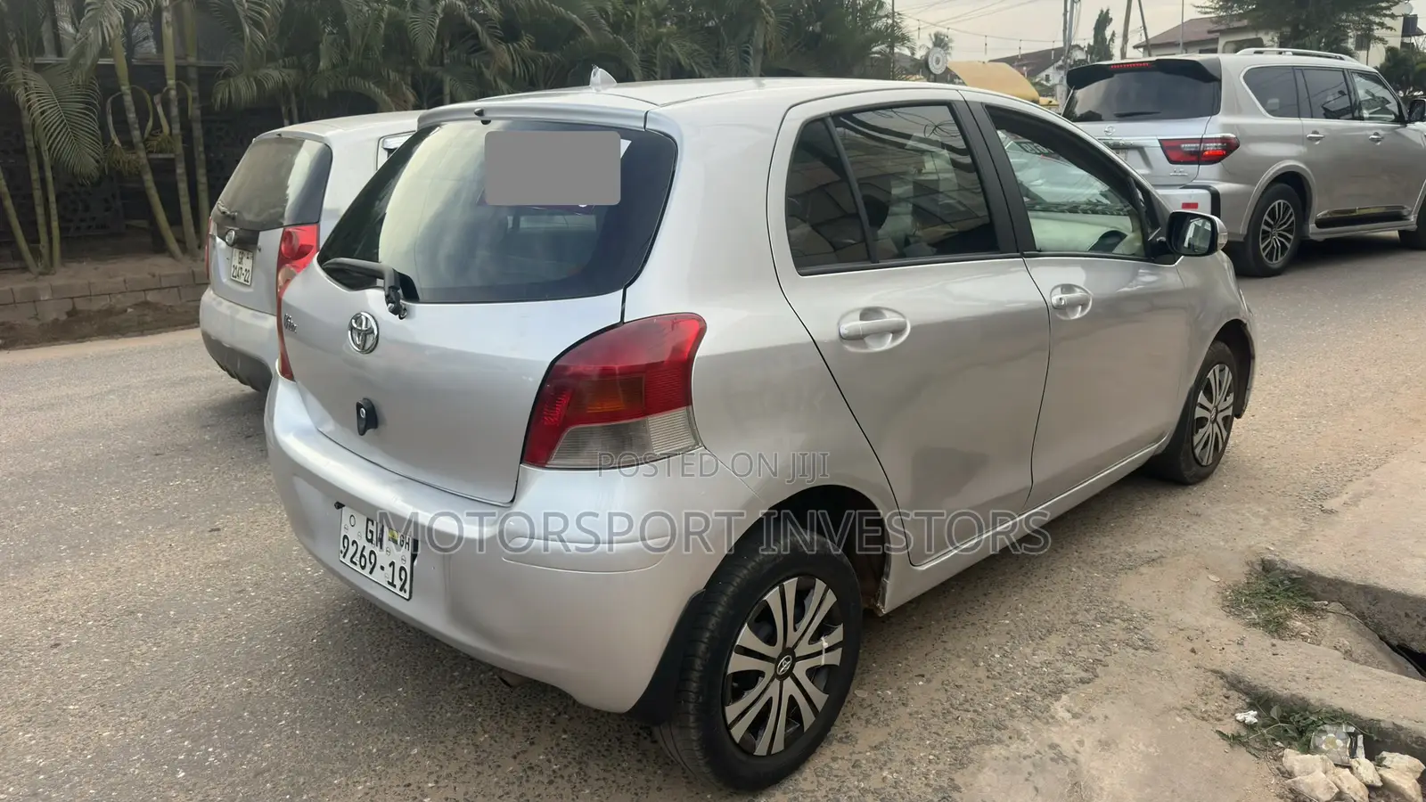 Toyota Vitz 1.0 FWD 3dr 2010 Silver