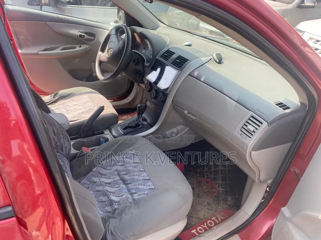Toyota Yaris 2010 Red