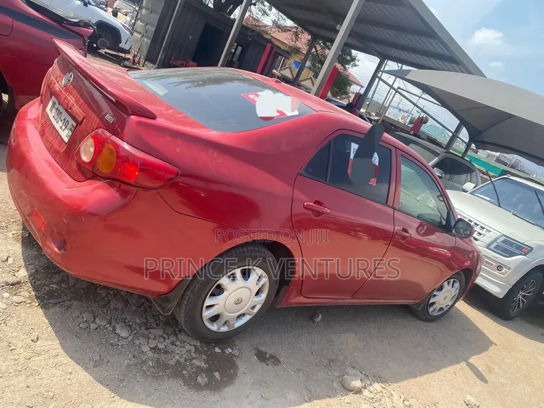 Toyota Yaris 2010 Red